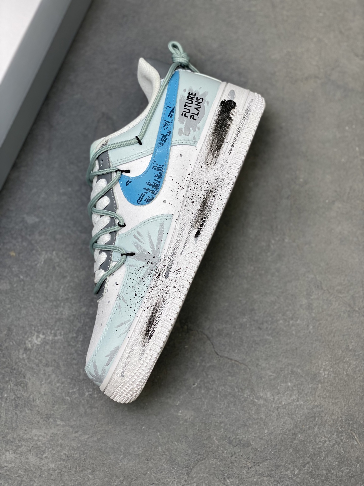 Nike Air Force 1 '07 Low Limited Edition Sneakers - LJ8822-202 8 i1758558243533 3118 0 6