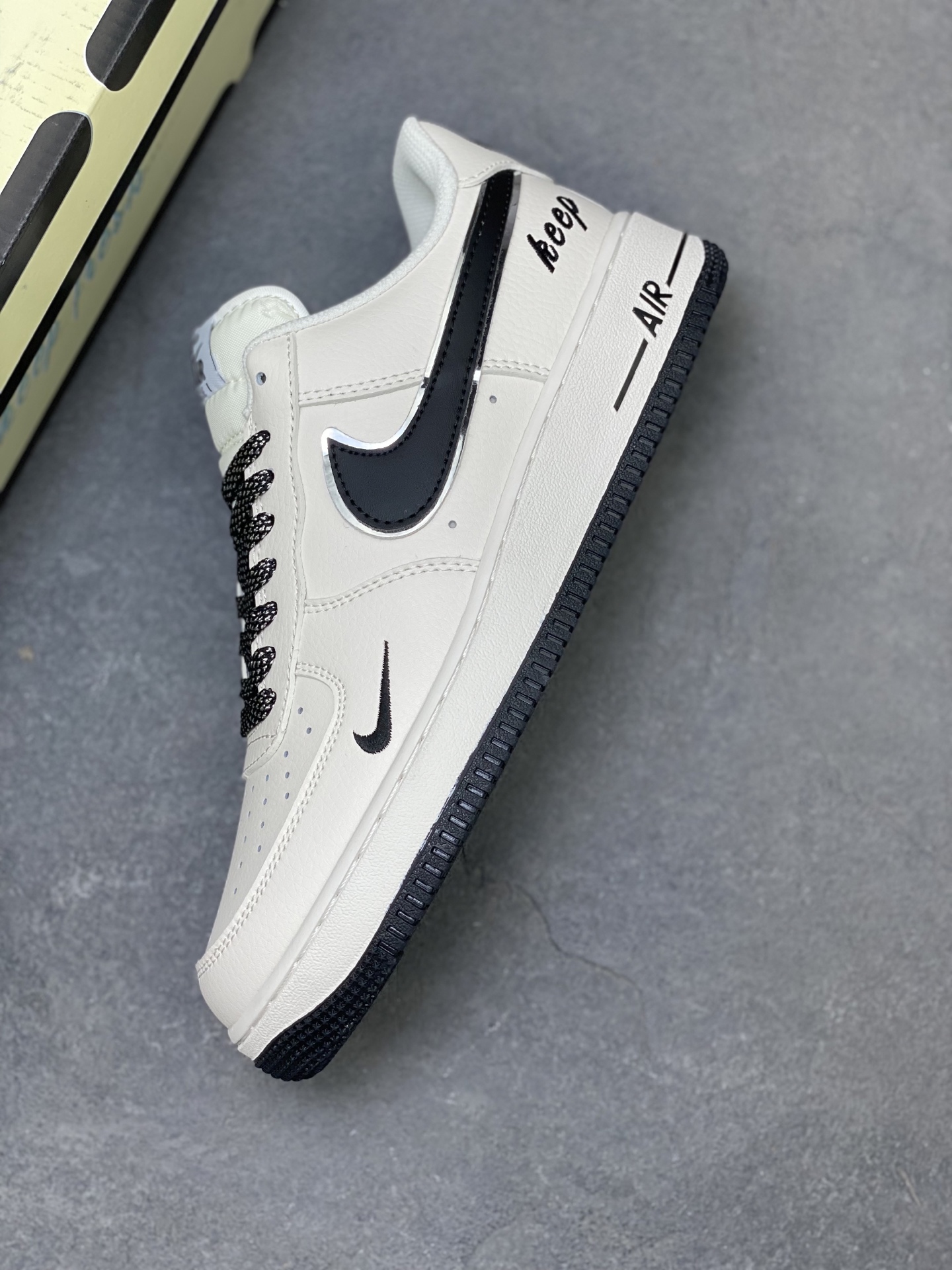 Nike Air Force 1 Low White/Black Casual Shoes - Classic Style & Comfort 8 i1758558575940 6365 0 6