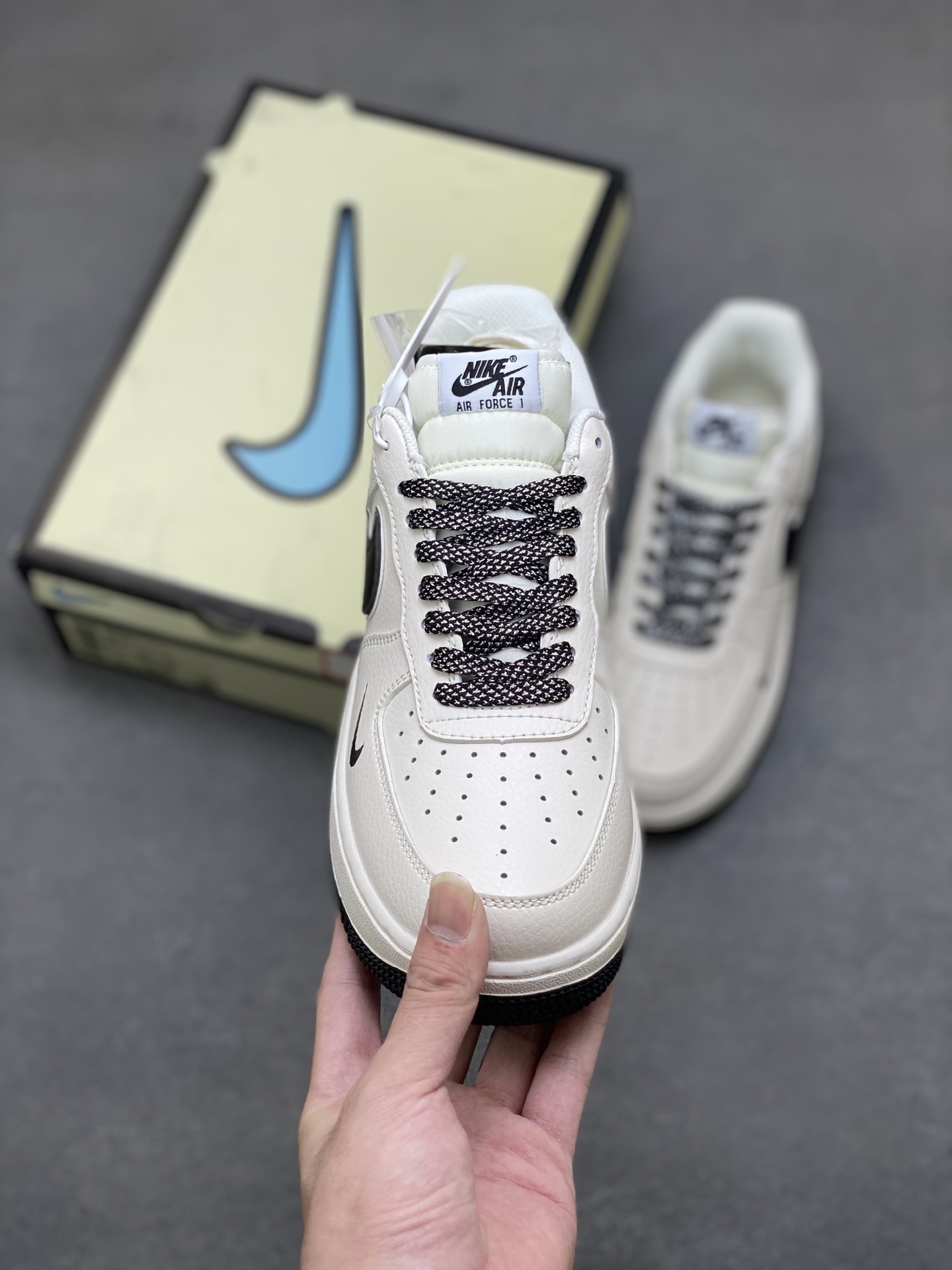 Nike Air Force 1 Low White/Black Casual Shoes - Classic Style & Comfort 3 i1758558576000 1160 0 1