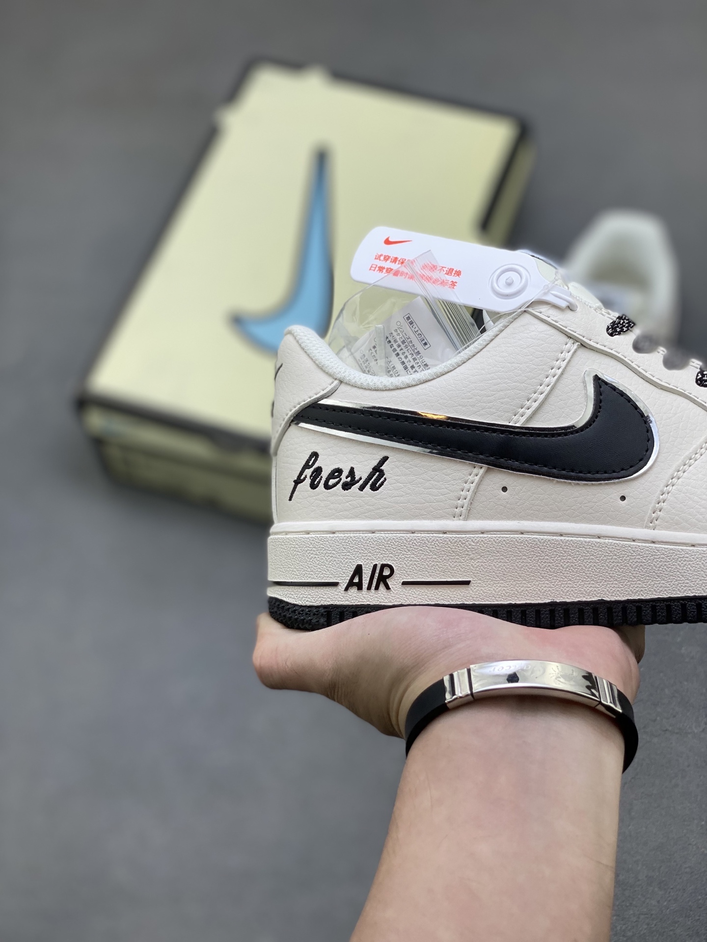 Nike Air Force 1 Low White/Black Casual Shoes - Classic Style & Comfort 6 i1758558578336 1469 0 4