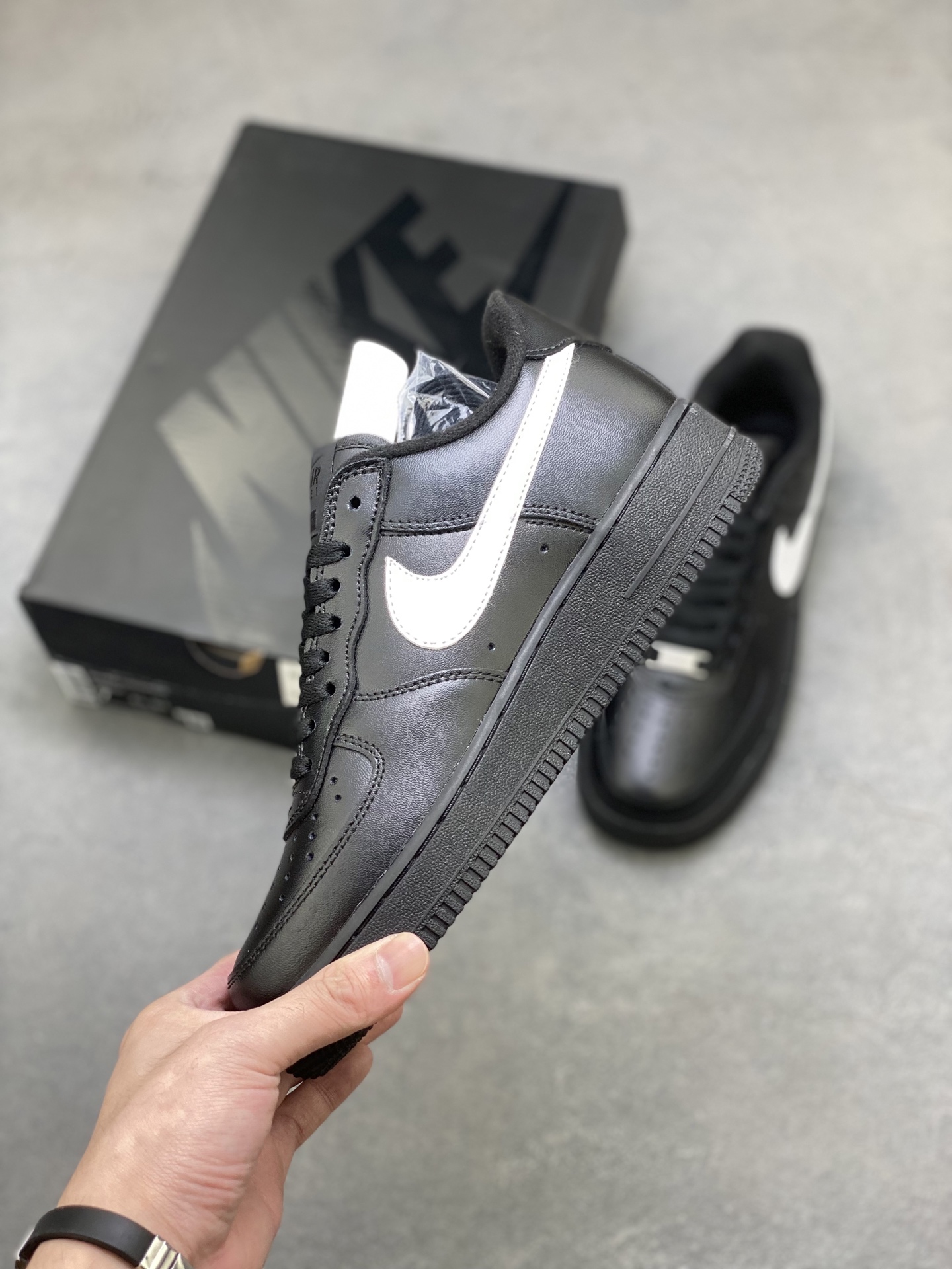 Nike Air Force 1 '07 Low Black/White Supreme Edition Sneakers 4 i1758644028390 5175 0 2