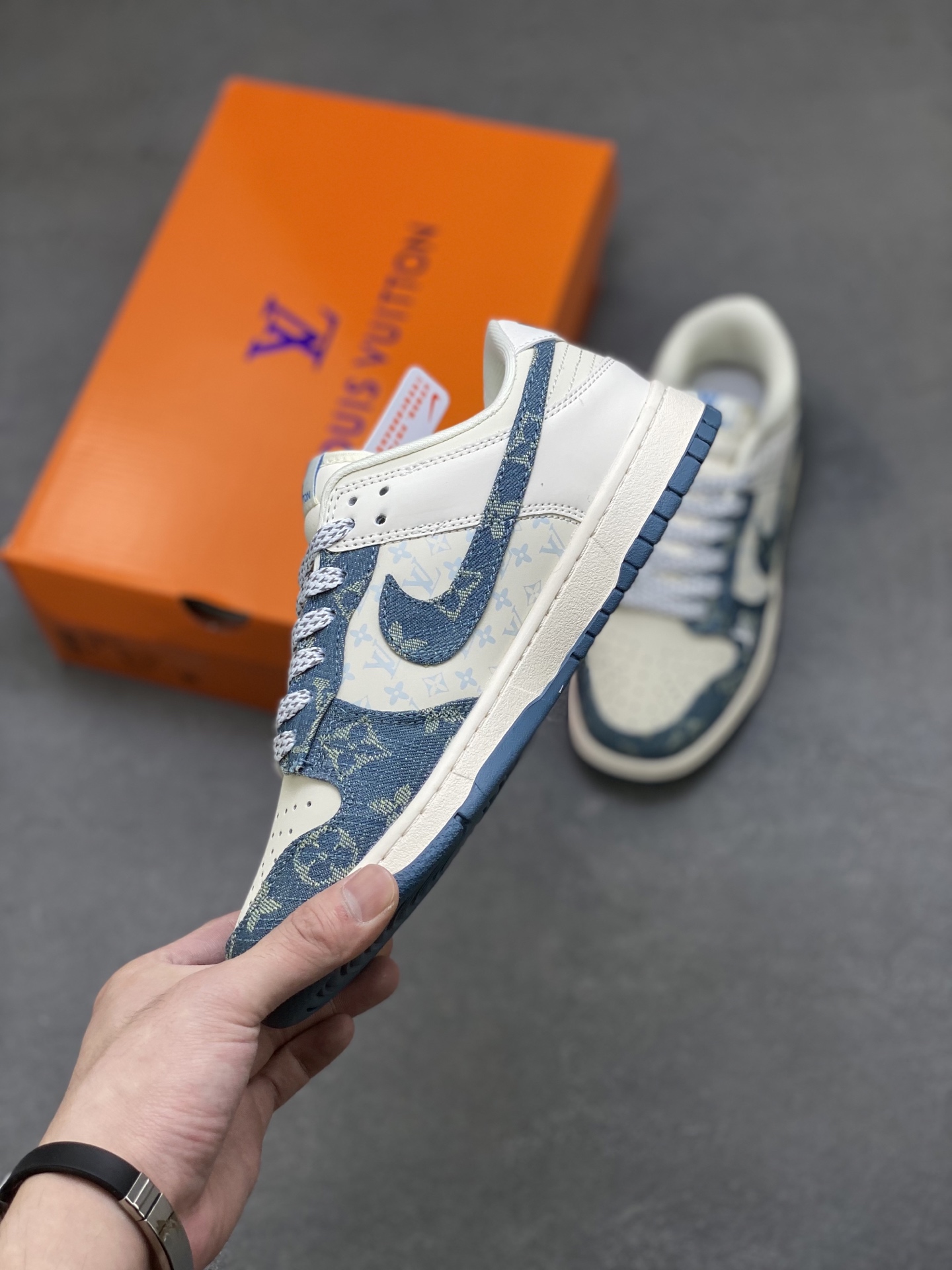Nike SB Dunk Low Louis Vuitton Custom Casual Sneakers - Limited Edition 3 i1758644446393 9882 0 2