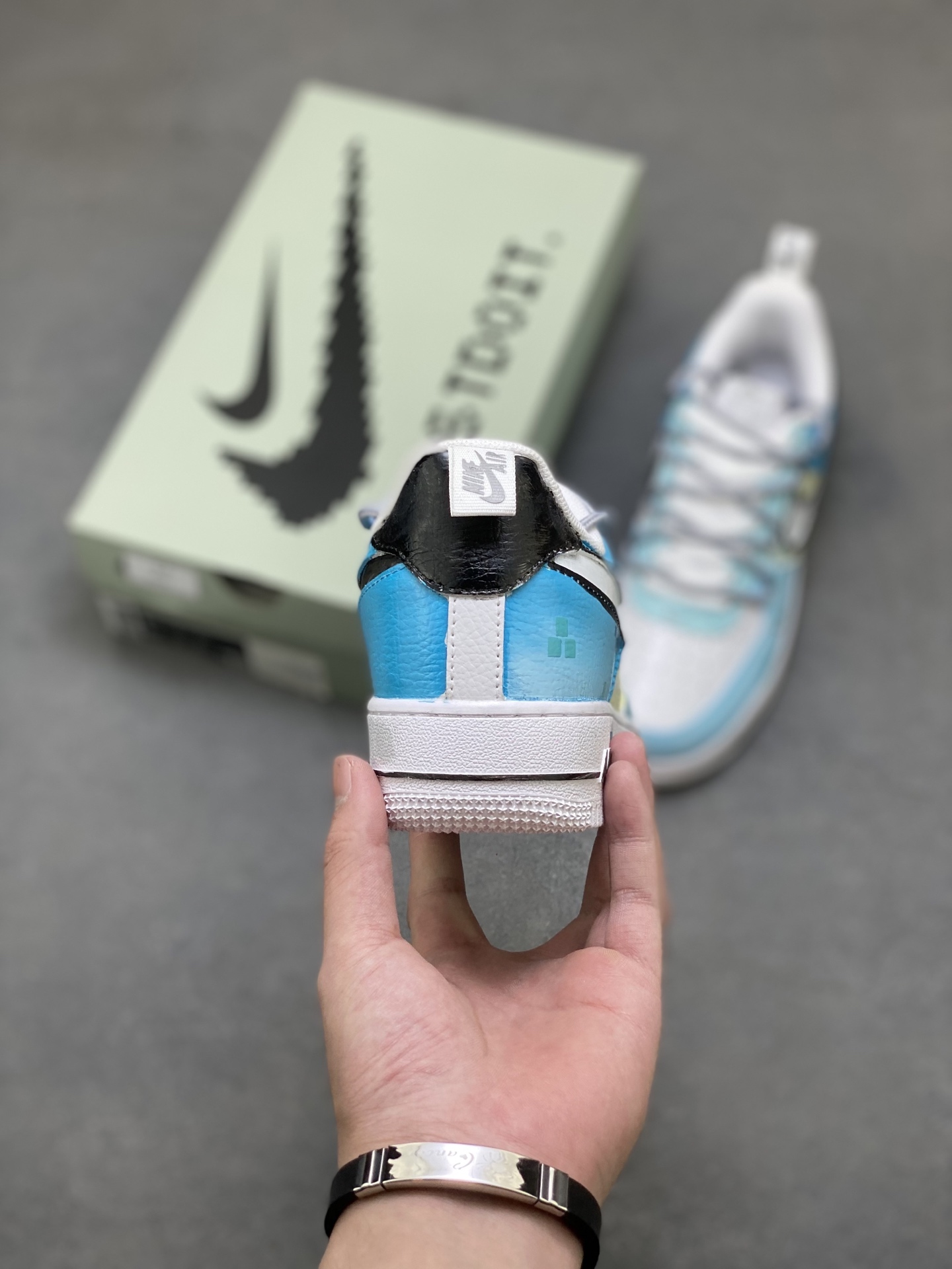 Nike Air Force 1 '07 Low Pixel Design Casual Sneakers FB8917-300 5 i1758730151347 2836 0 3