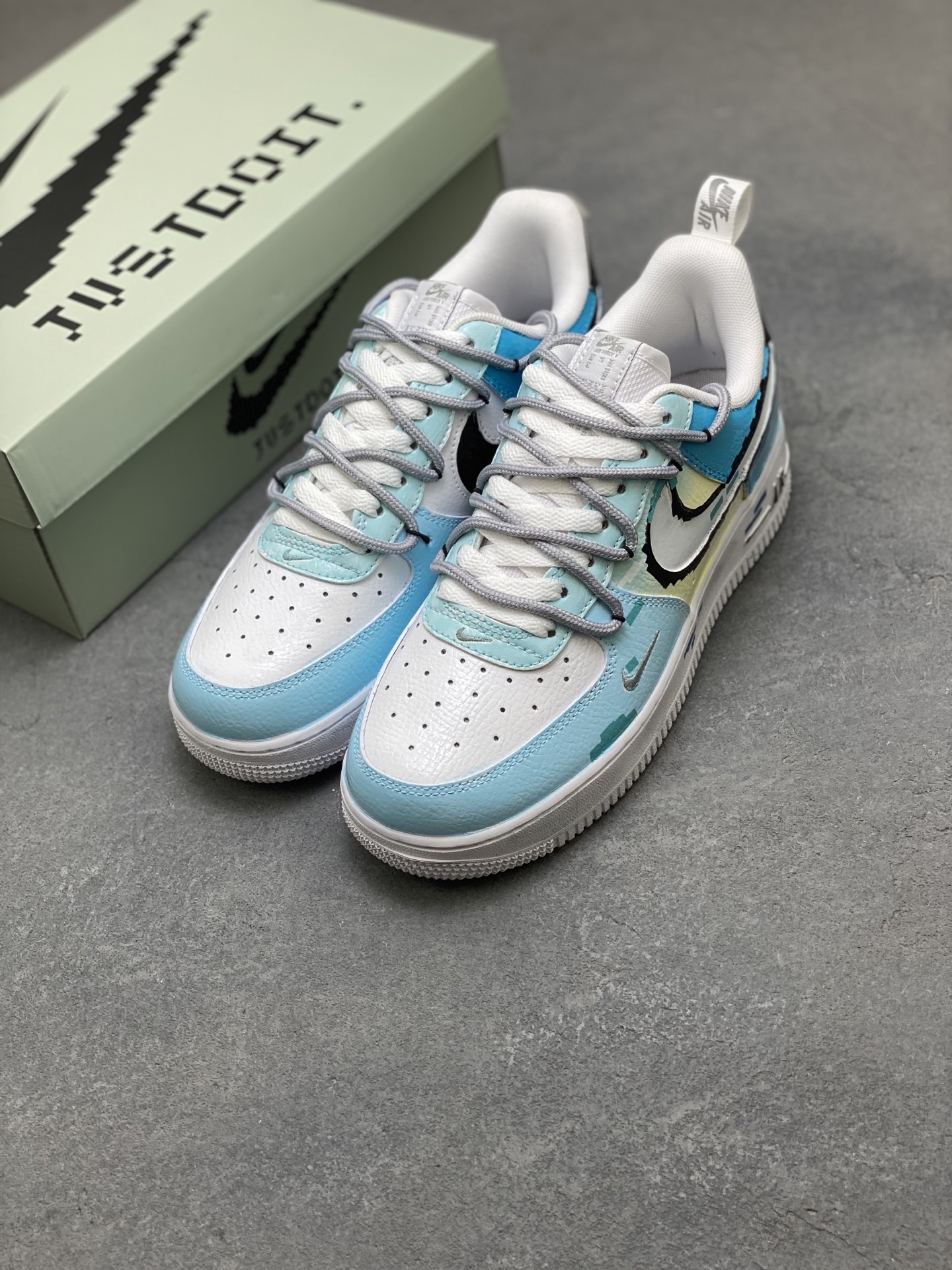 Nike Air Force 1 '07 Low Pixel Design Casual Sneakers FB8917-300 9 i1758730151444 7544 0 7