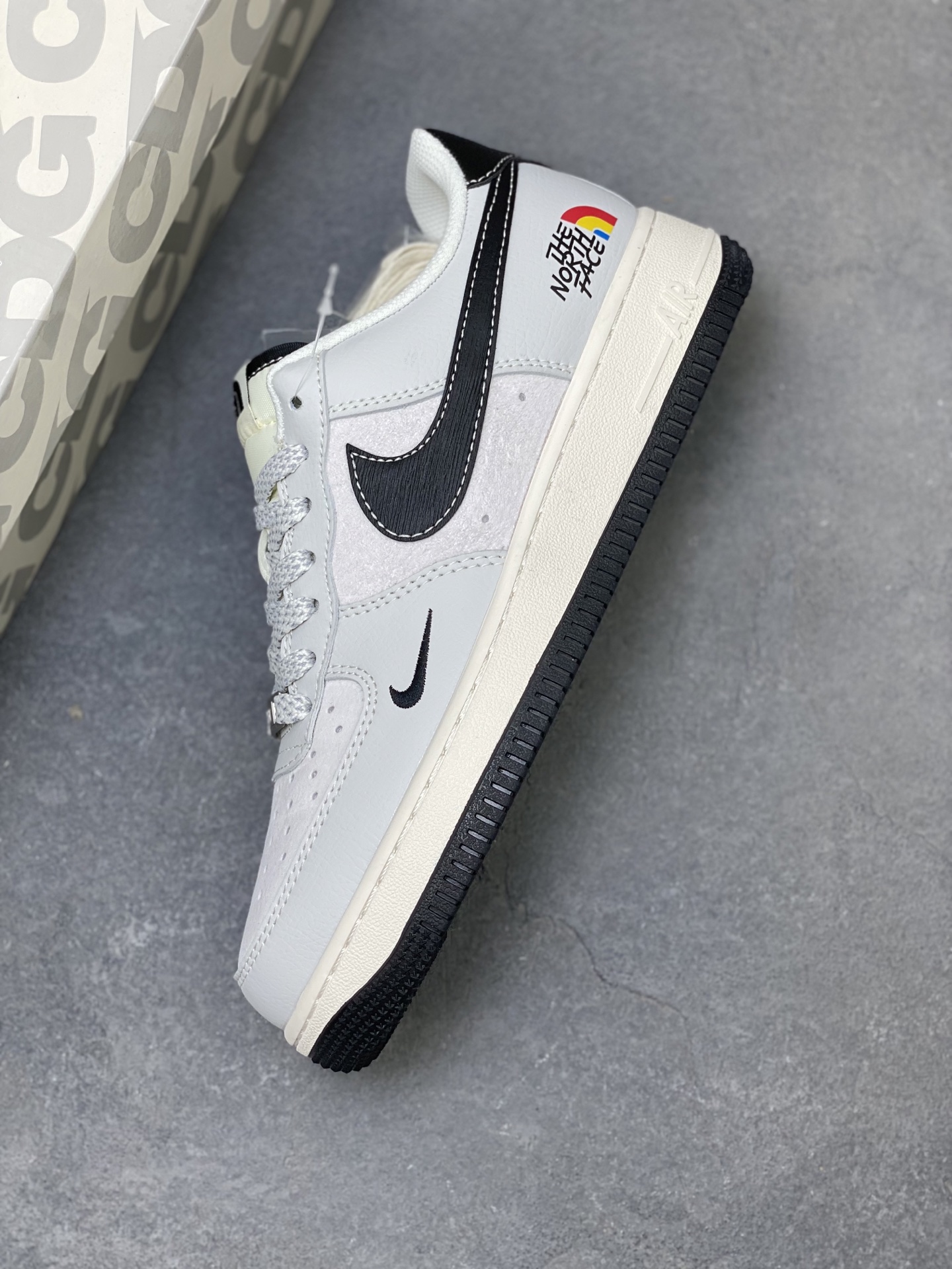 Nike Air Force 1 '07 Low White/Black - Limited Edition Sneaker 8 i1758730153539 1483 0 9