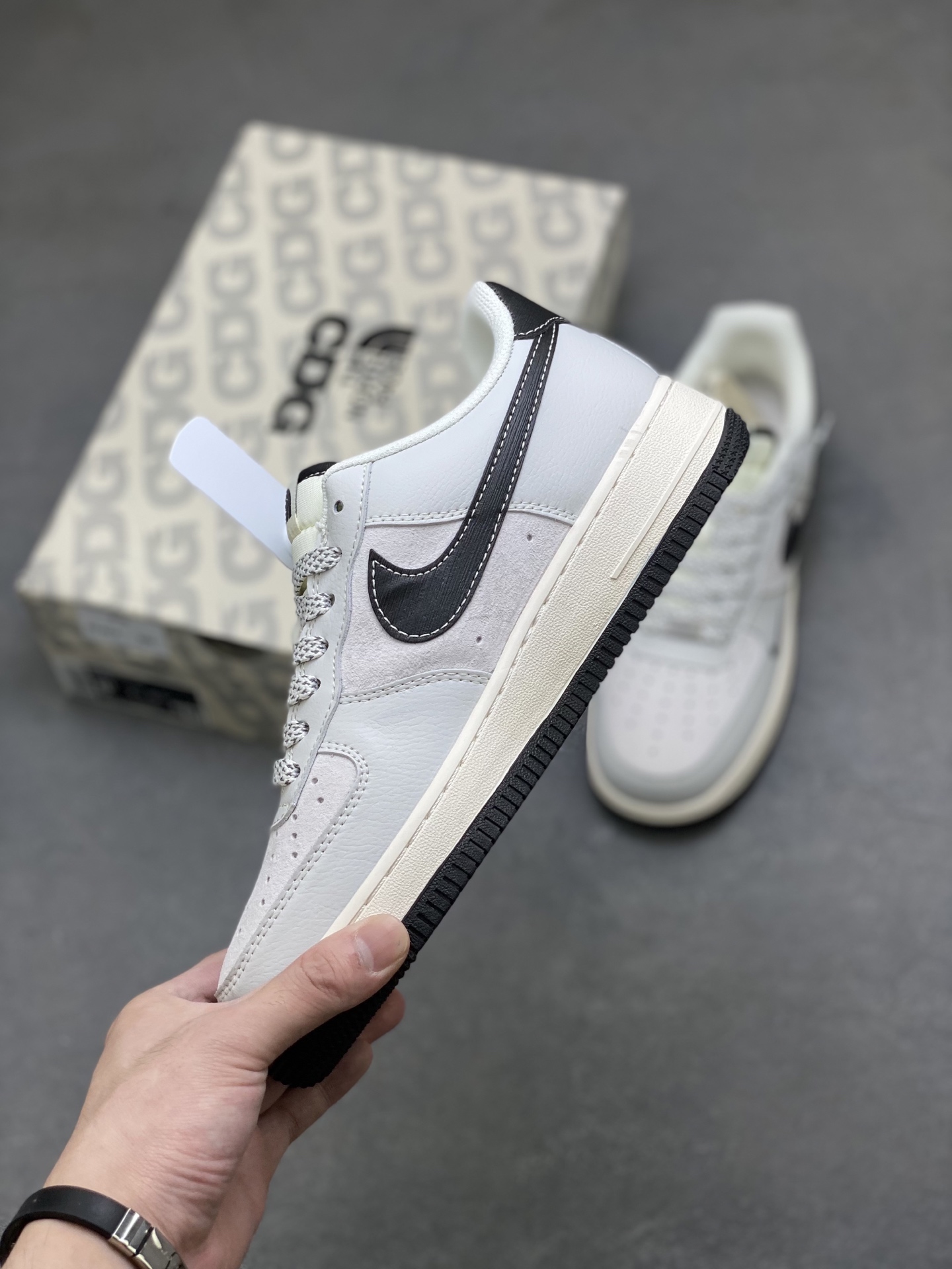 Nike Air Force 1 '07 Low White/Black - Limited Edition Sneaker 4 i1758730222503 1665 0 2