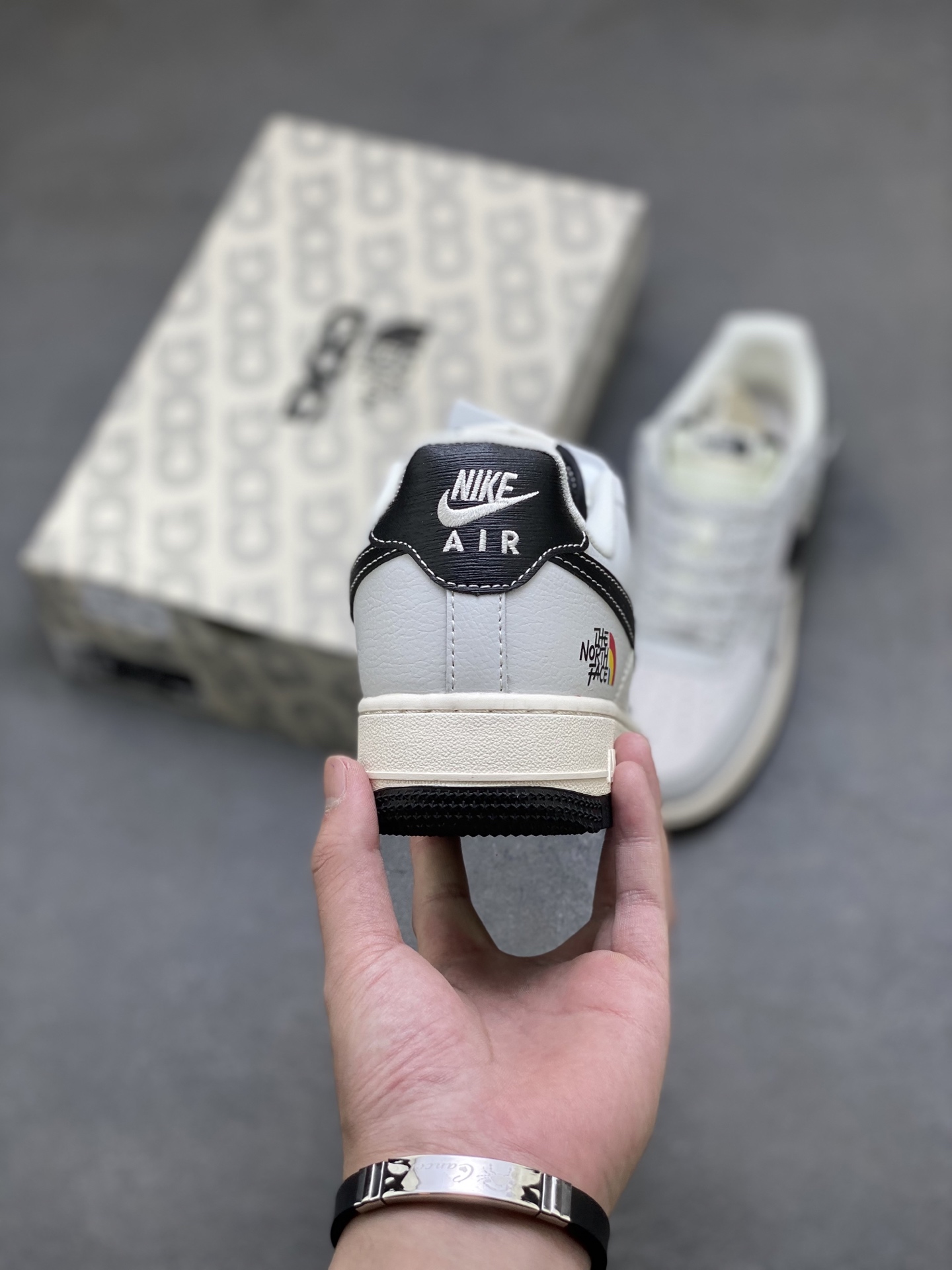 Nike Air Force 1 '07 Low White/Black - Limited Edition Sneaker 5 i1758730222561 707 0 3