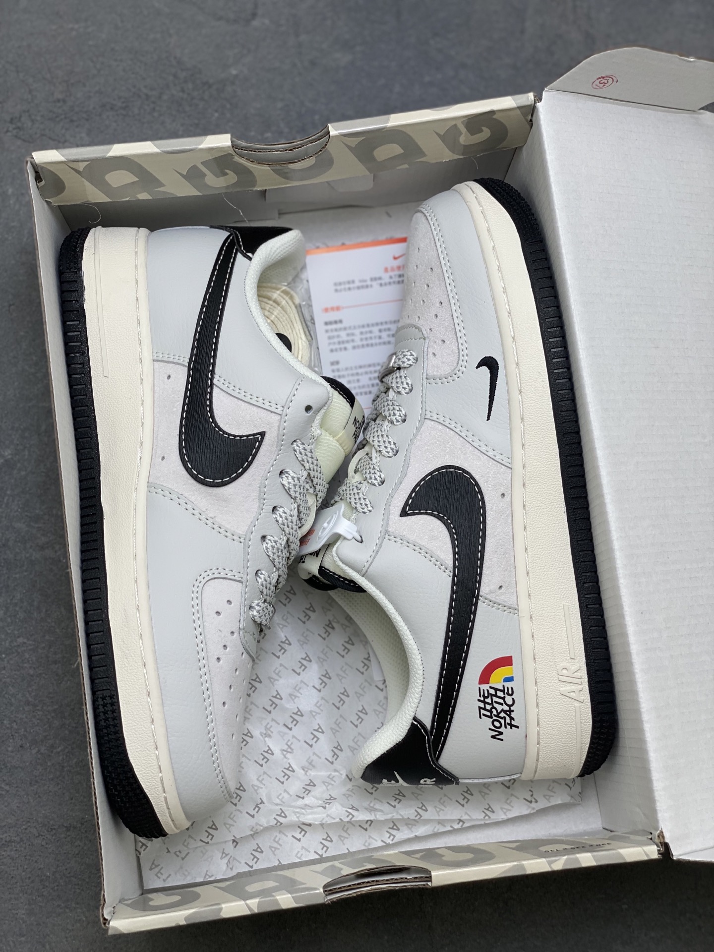 Nike Air Force 1 '07 Low White/Black - Limited Edition Sneaker 10 i1758730224394 6776 0 8