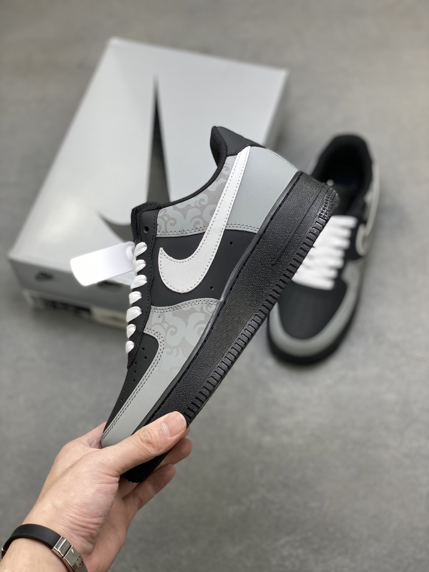Nike Air Force 1 '07 Low Black/Grey Limited Edition Sneakers 4 i1758816972207 6366 0 2