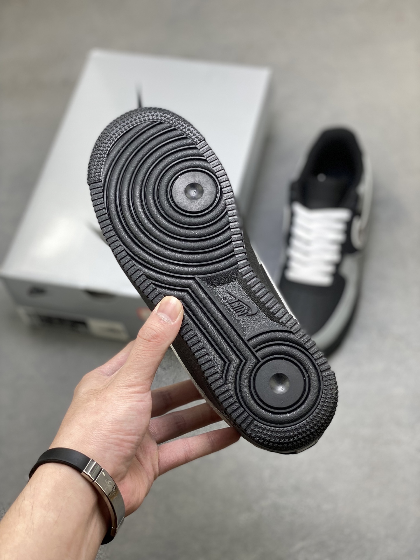 Nike Air Force 1 '07 Low Black/Grey Limited Edition Sneakers 7 i1758816975296 6356 0 5