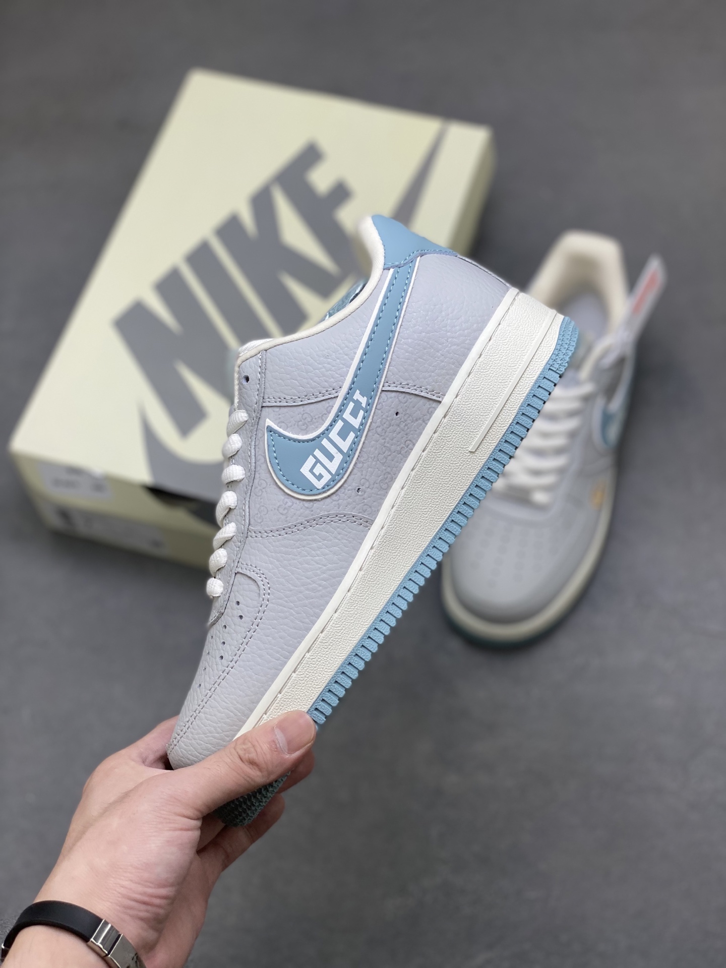 Nike Air Force 1 '07 Low x Gucci Limited Edition Sneakers 3 i1758817070269 490 0 2