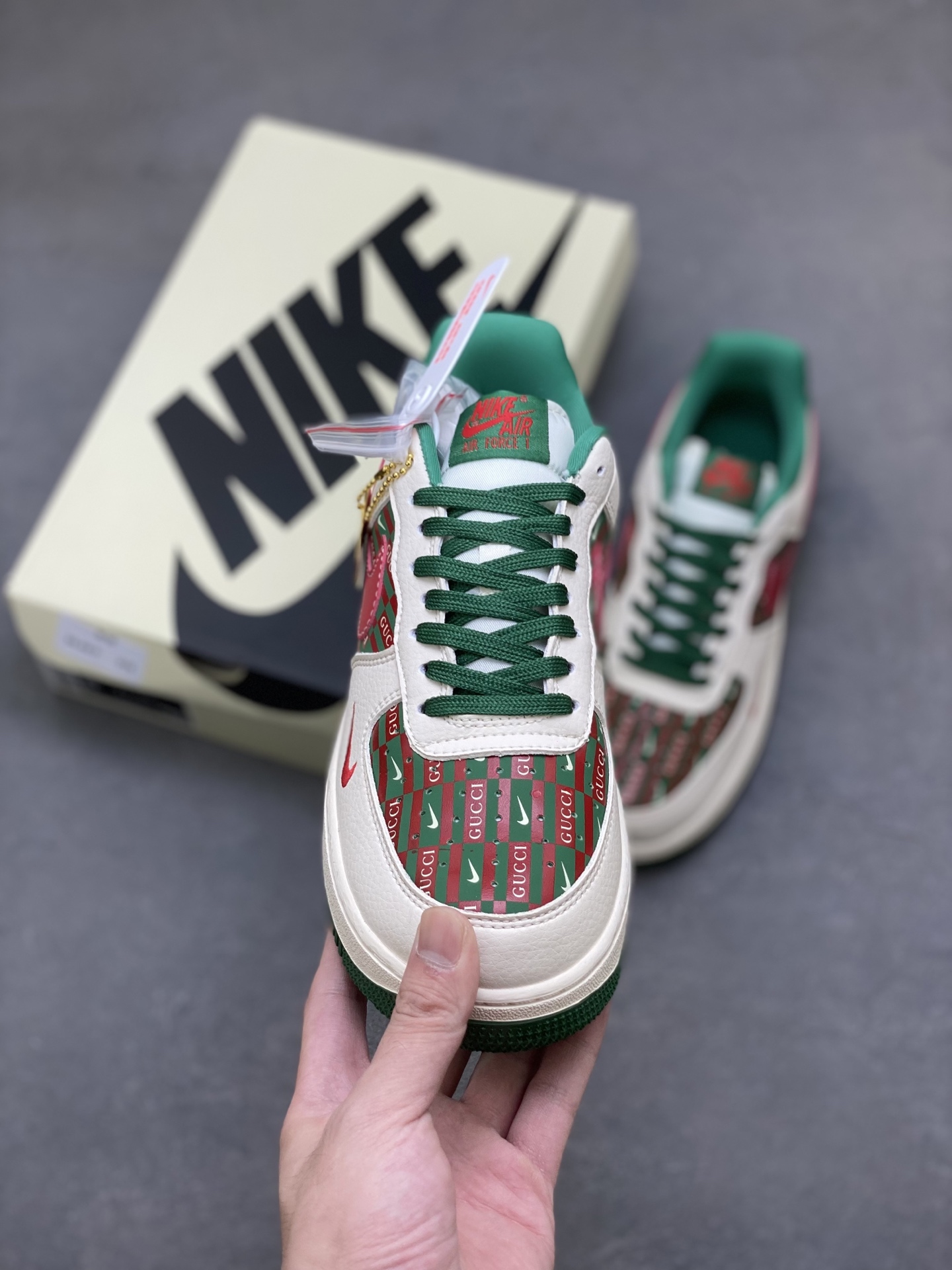 Nike Air Force 1 '07 Low Gucci Custom Sneakers Limited Edition 3 i1758817114623 2802 0 1