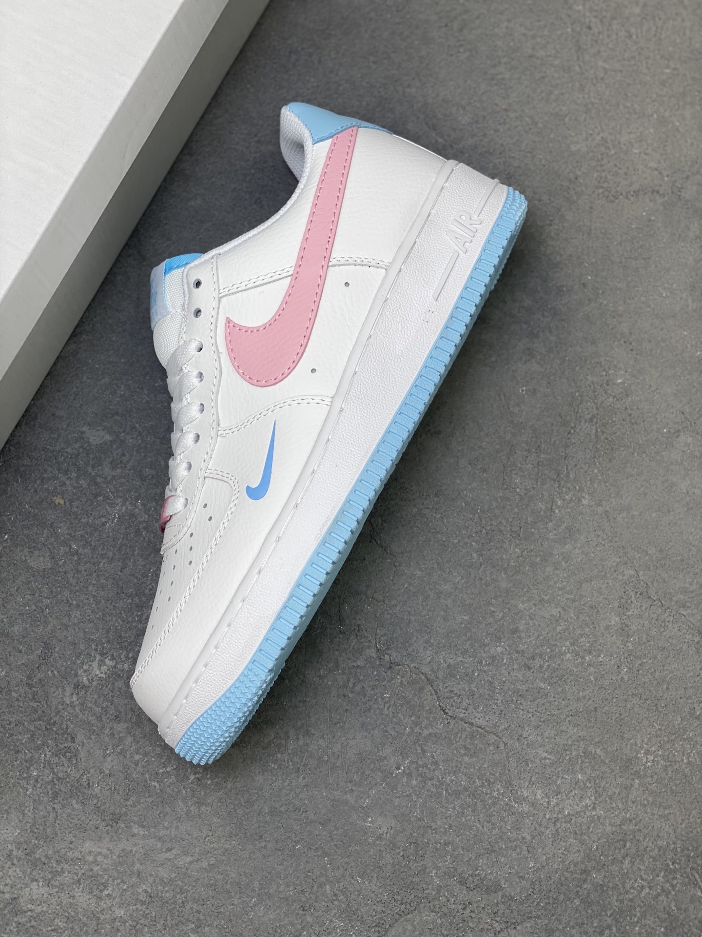 Nike Air Force 1 Low White/Pink Women's Shoes - Iconic Style, Ultimate Comfort 8 i1758817337294 1201 0 6
