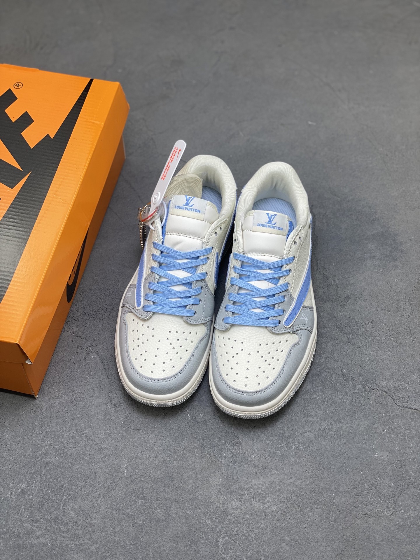 Air Jordan 1 Low Louis Vuitton Edition Blue Dream Sneakers 9 i1758818229727 9869 0 7