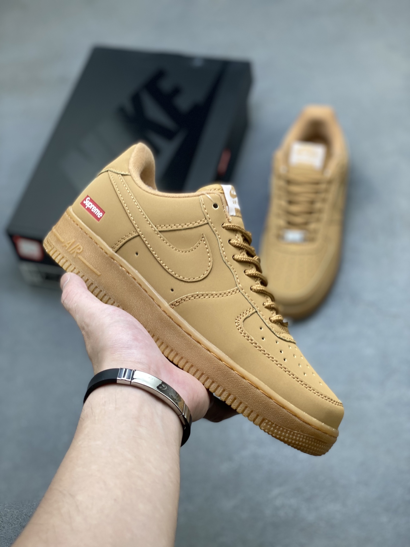 Nike Air Force 1 '07 Low Wheat Supreme Sneakers - Limited Edition 2 i1758902760883 7633 0 0