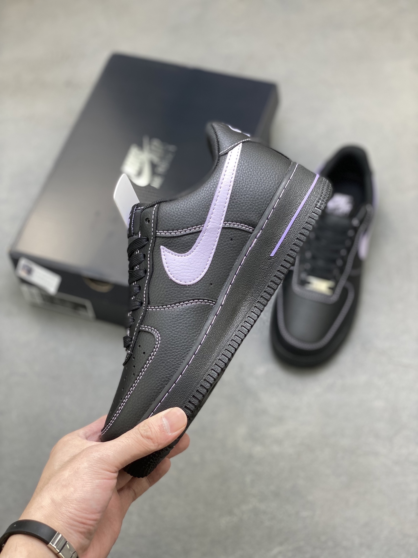 Nike Air Force 1 '07 Low Black/Lilac Limited Edition Sneakers HQ2037-001 4 i1758902986103 9045 0 2