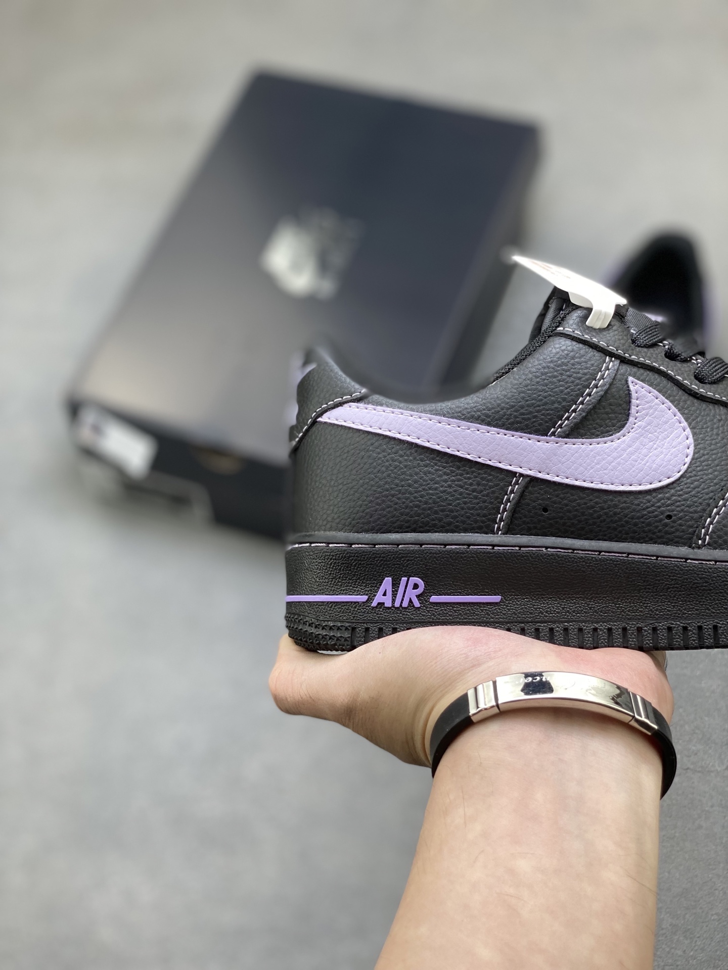 Nike Air Force 1 '07 Low Black/Lilac Limited Edition Sneakers HQ2037-001 6 i1758902990118 336 0 4