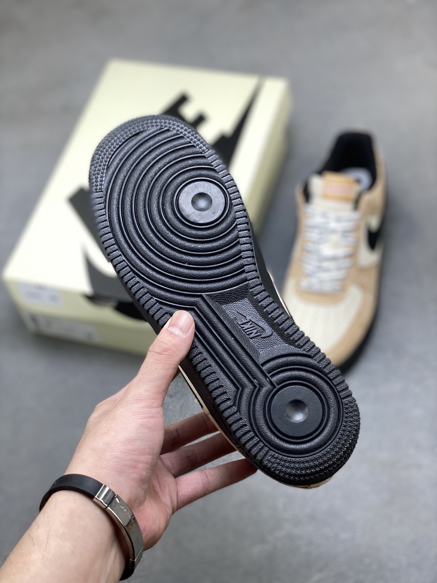 Nike Air Force 1 '07 Low Sneakers - Limited Edition, Supreme Collaboration 7 i1758903033764 7227 0 5