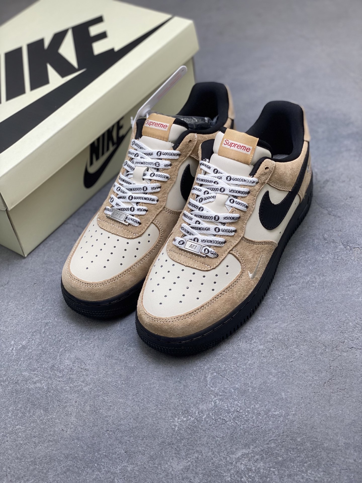 Nike Air Force 1 '07 Low Sneakers - Limited Edition, Supreme Collaboration 9 i1758903037916 5929 0 7