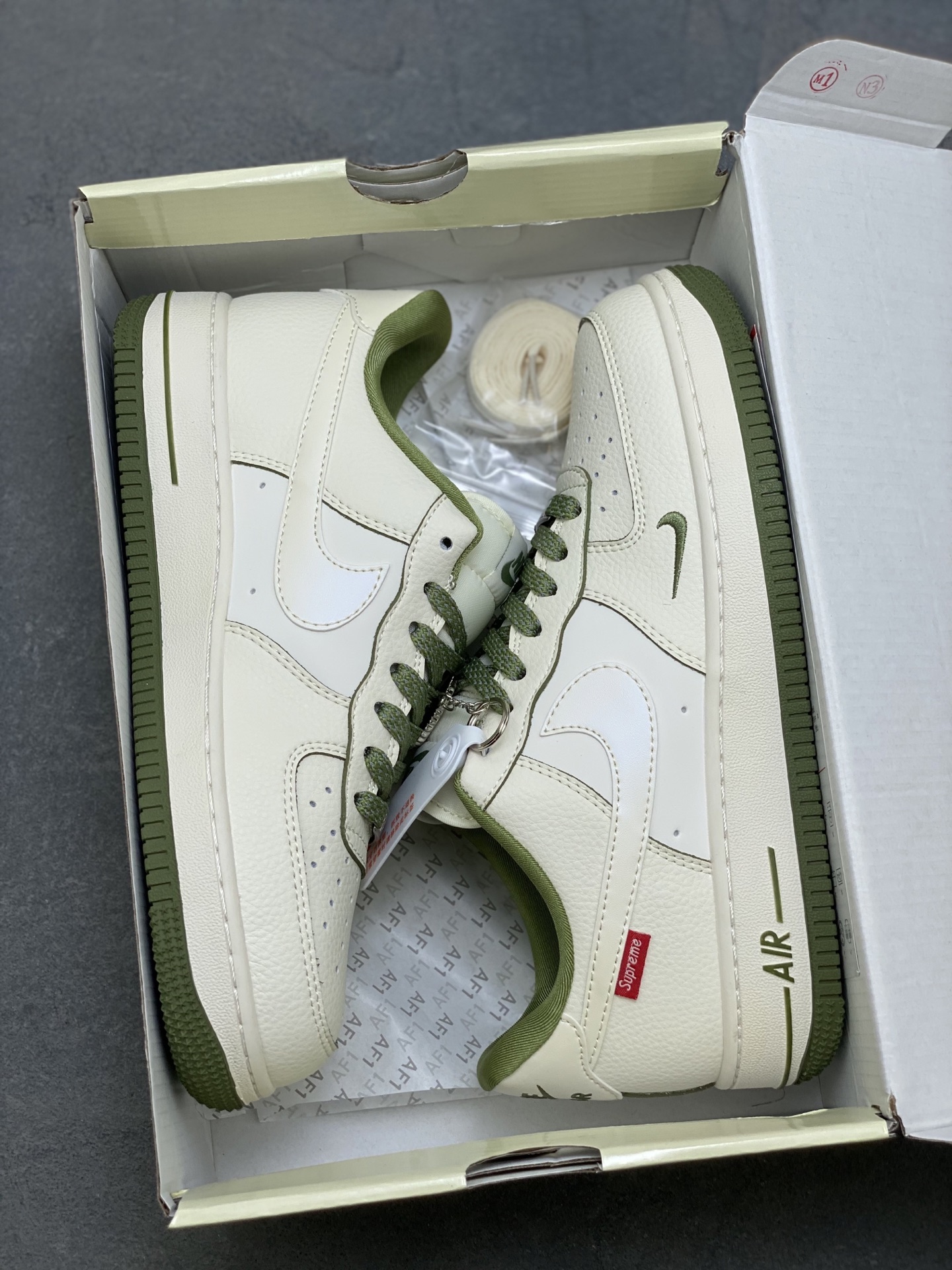 Nike Air Force 1 '07 Low Olive Green/White Limited Edition Sneakers 10 i1758903114735 8877 0 8