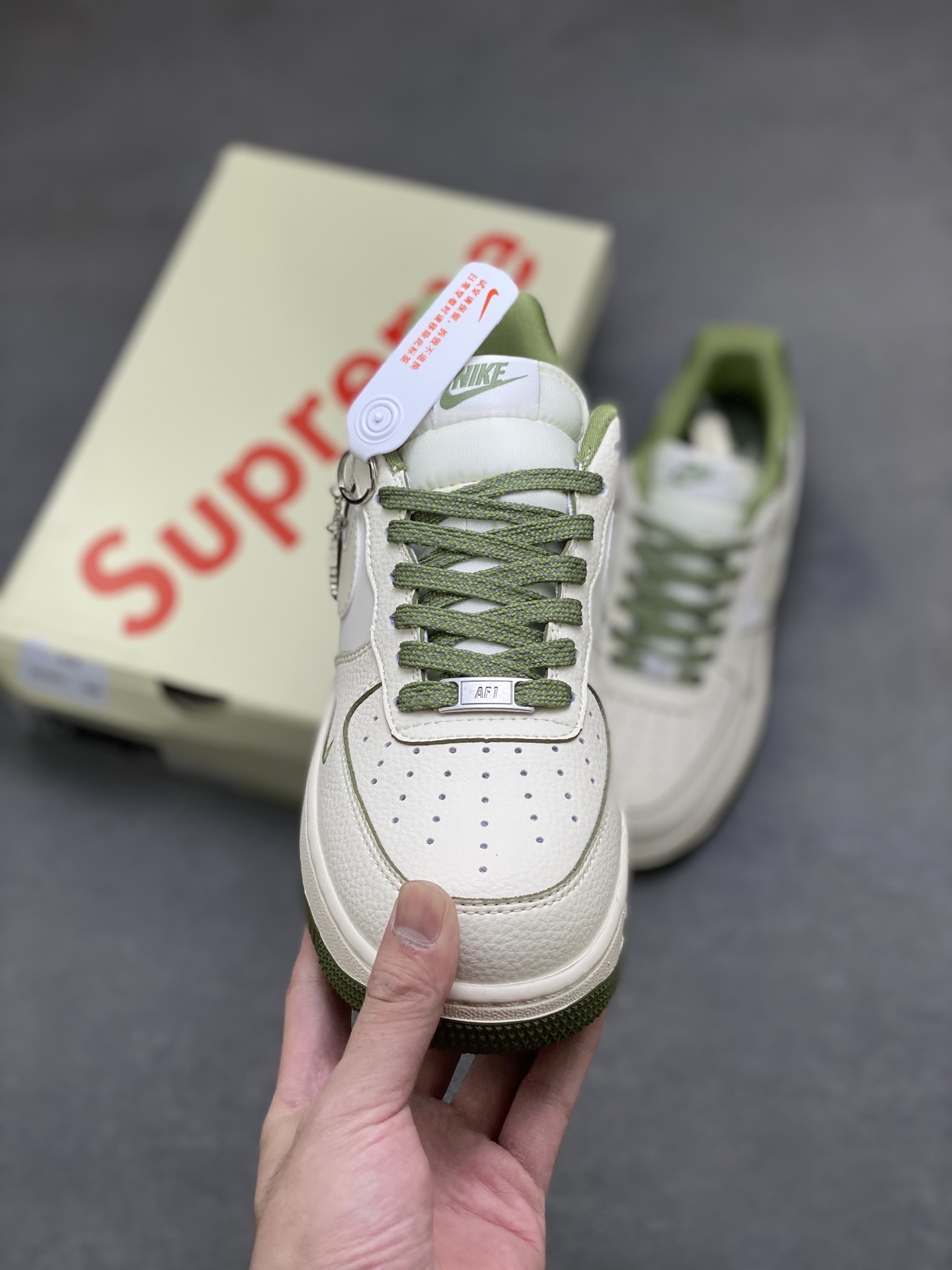 Nike Air Force 1 '07 Low Olive Green/White Limited Edition Sneakers 3 i1758903115638 9614 0 1
