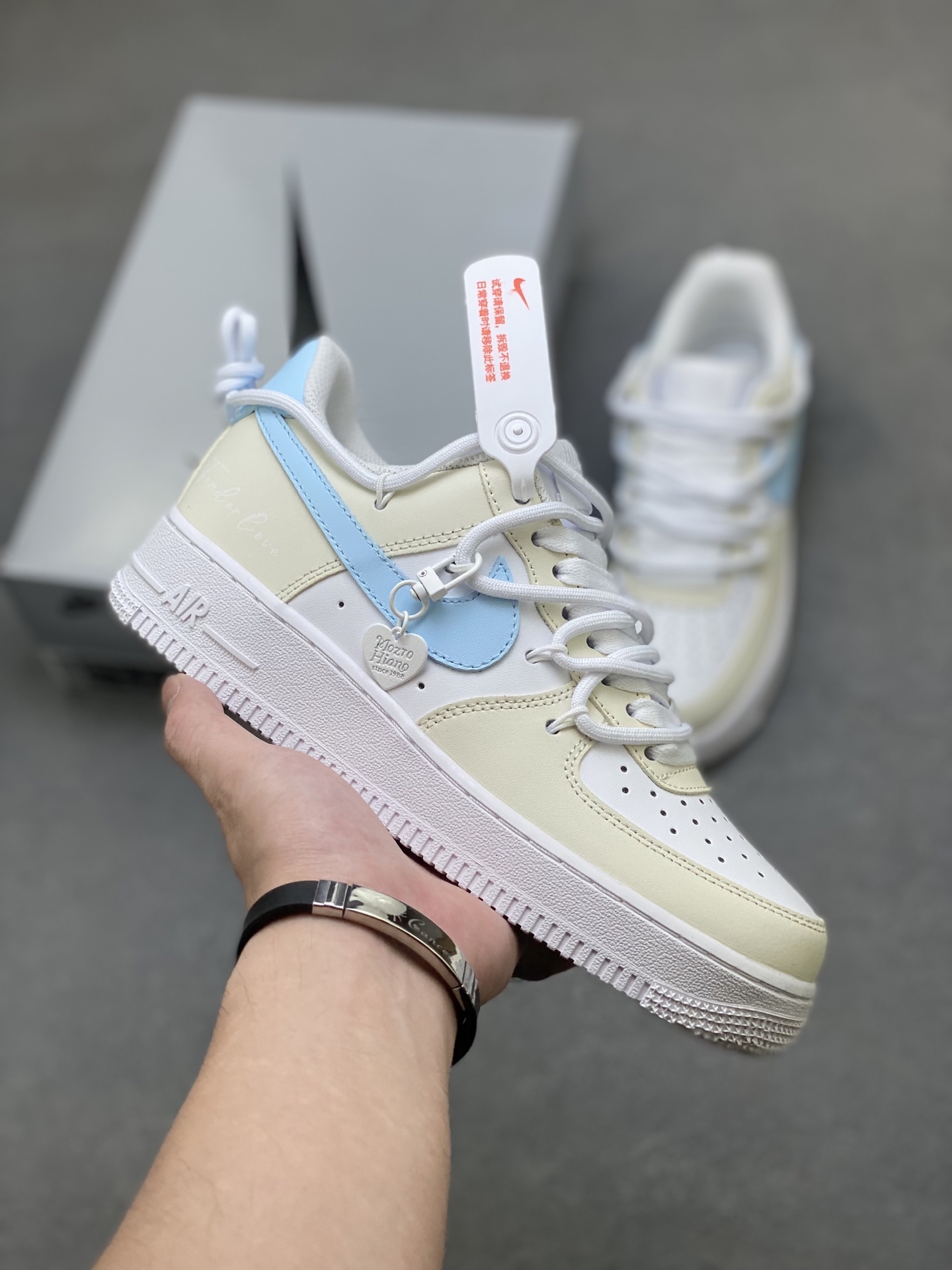 Nike Air Force 1 '07 Low Sneakers, Special Edition, Light Yellow/Blue 2 i1758989056123 6165 0 0