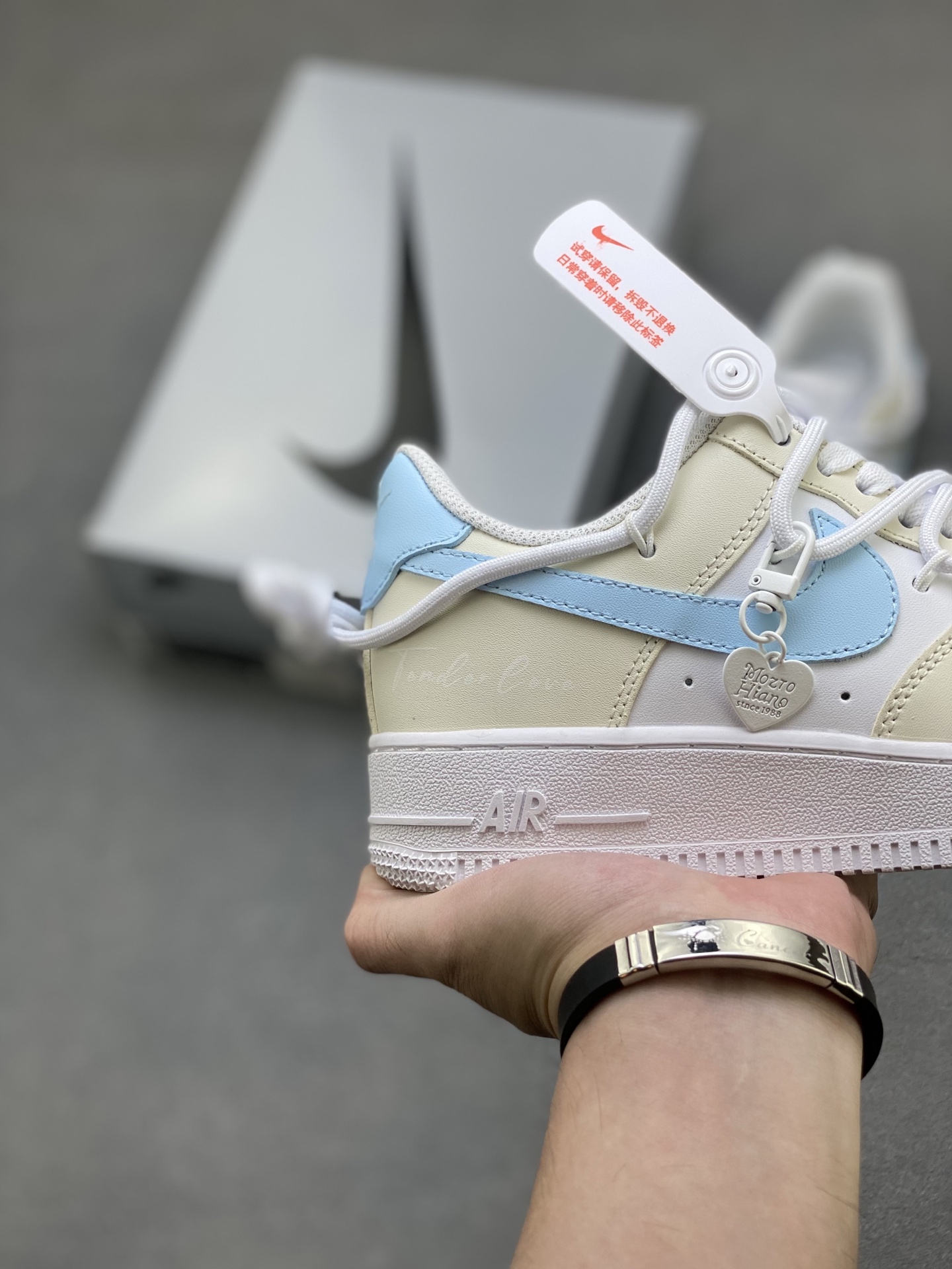 Nike Air Force 1 '07 Low Sneakers, Special Edition, Light Yellow/Blue 6 i1758989057041 4075 0 4