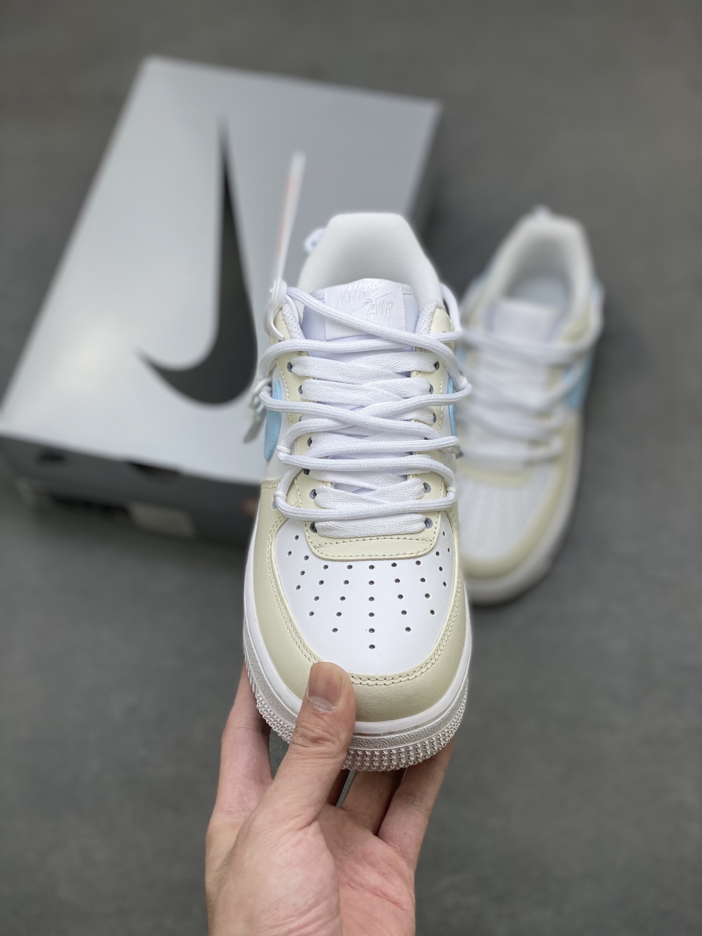 Nike Air Force 1 '07 Low Sneakers, Special Edition, Light Yellow/Blue 3 i1758989057672 8299 0 1
