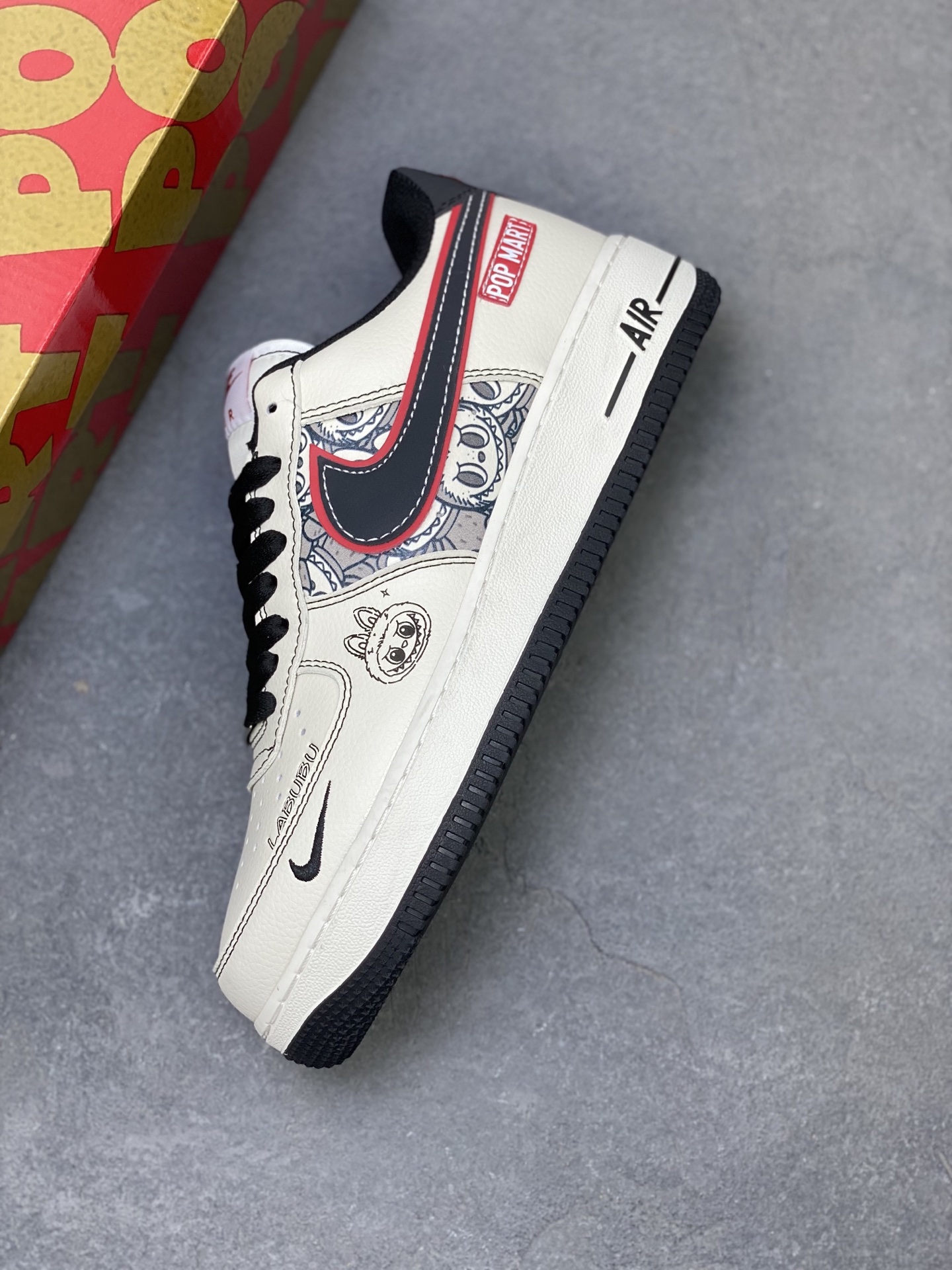 Nike X Pop Mart Air Force 1 '07 Low HQ1688-001 Limited Edition Sneakers 8 i1758989291728 7623 0 6
