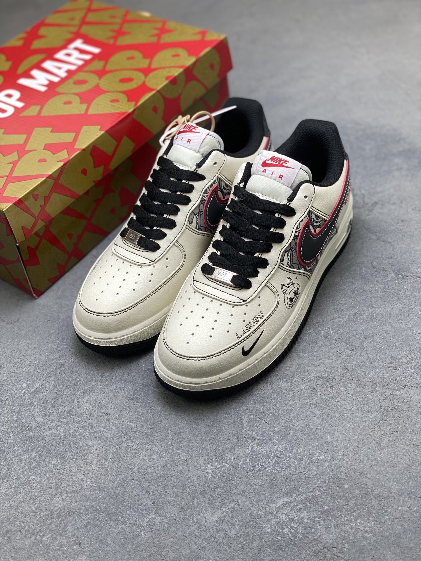 Nike X Pop Mart Air Force 1 '07 Low HQ1688-001 Limited Edition Sneakers 9 i1758989299801 3704 0 7