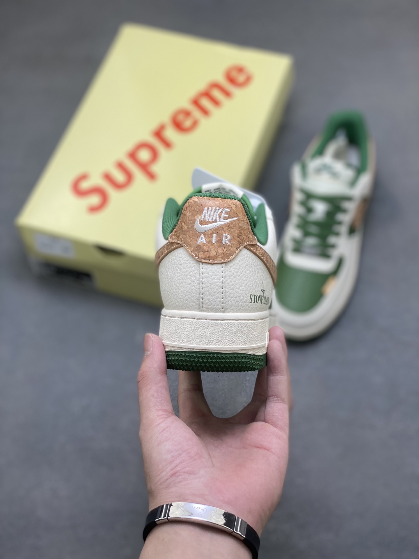 Nike Air Force 1 '07 Low Stone Island Green Sneakers Limited Edition 5 i1759075245990 2455 0 3