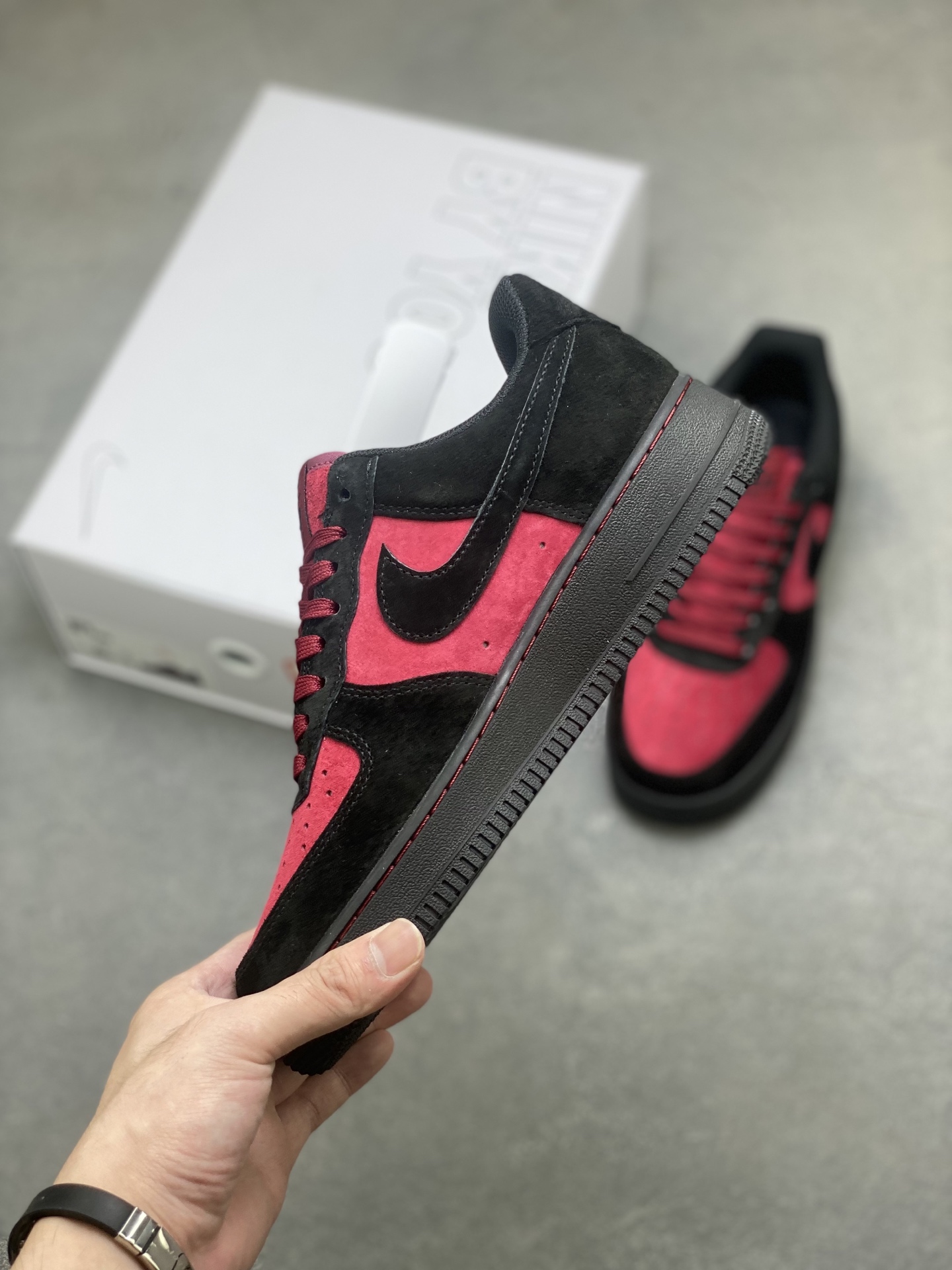 Nike Air Force 1 '07 Low Black/Red Suede Sneakers Limited Edition 4 i1759075367106 7139 0 2