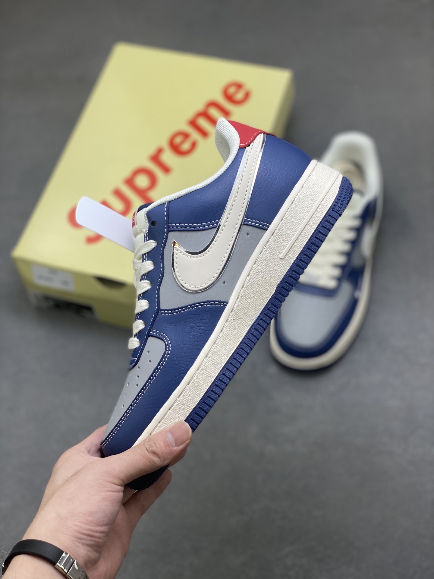 Nike Air Force 1 '07 Low Blue Grey Supreme Edition Sneakers 4 i1759161746407 4501 0 2