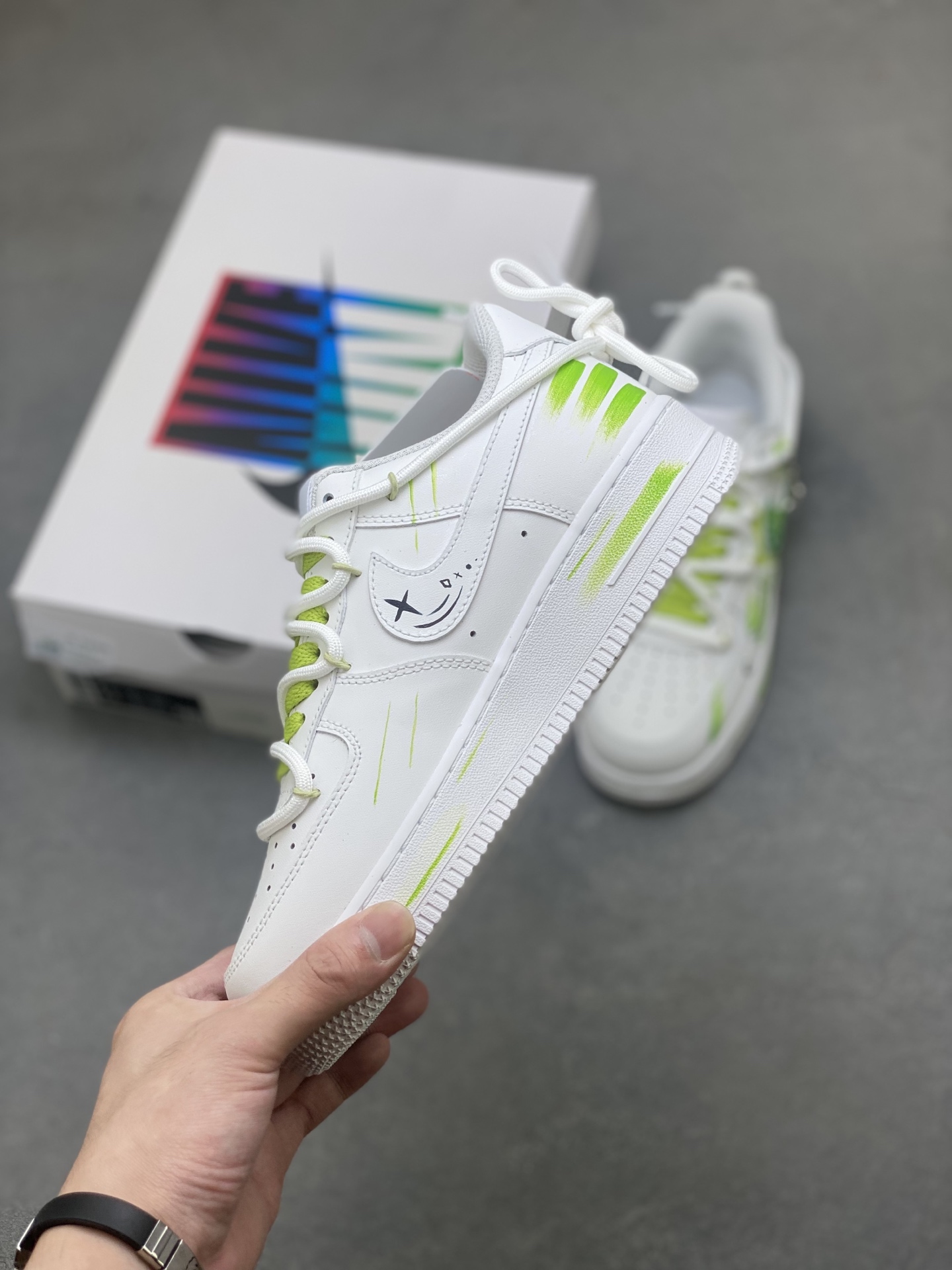 Nike Air Force 1 '07 Low Sneakers White/Green Limited Edition 4 i1759161836620 3797 0 2