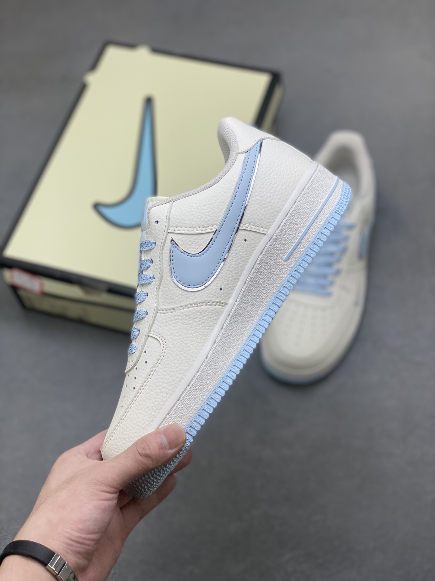 Nike Air Force 1 '07 Low Sneakers - Limited Edition, Premium Comfort 4 i1759162076870 5948 0 2