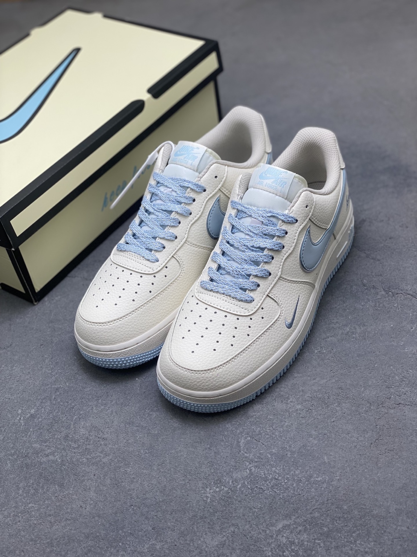 Nike Air Force 1 '07 Low Sneakers - Limited Edition, Premium Comfort 9 i1759162086057 5421 0 7