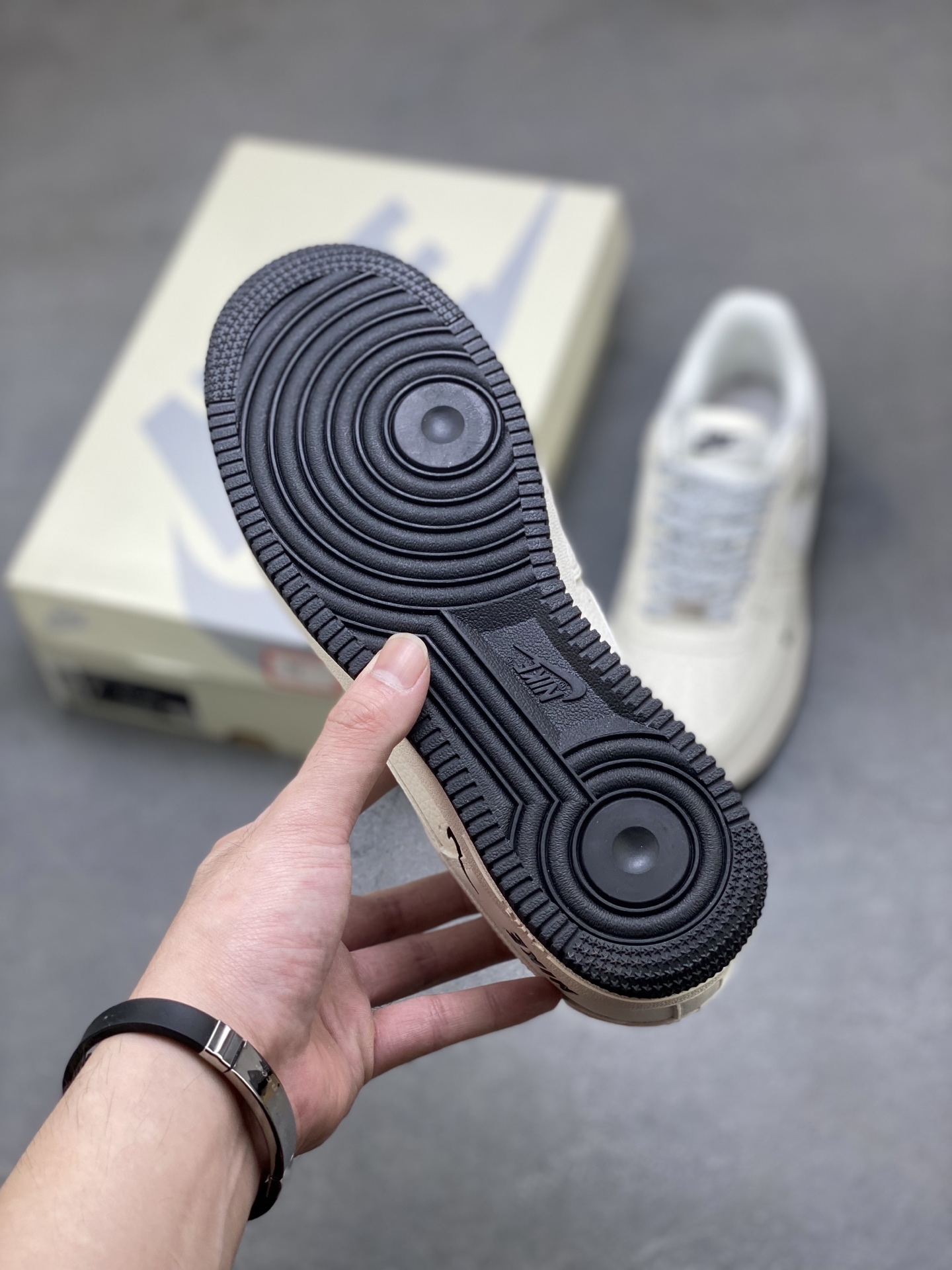 Nike Air Force 1 '07 Low Sneakers - Limited Edition, Premium Comfort 7 i1759858034208 9439 0 5