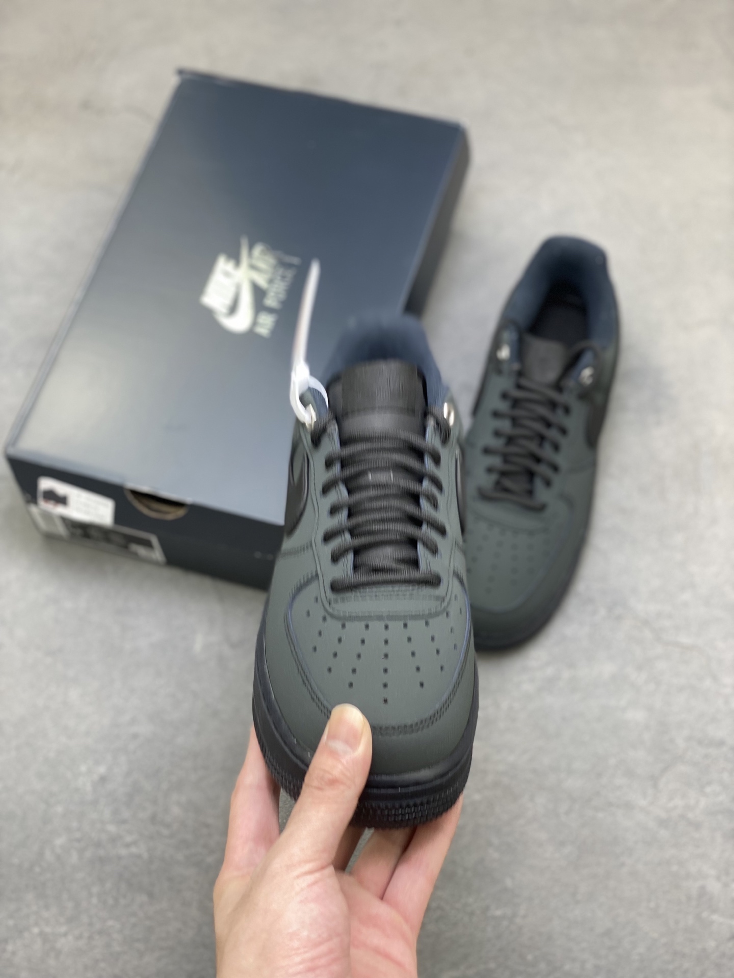 Nike Air Force 1 '07 Low Sneakers - Olive Green, Full-Length Air Cushion 2 i1759858117239 7196 0 1