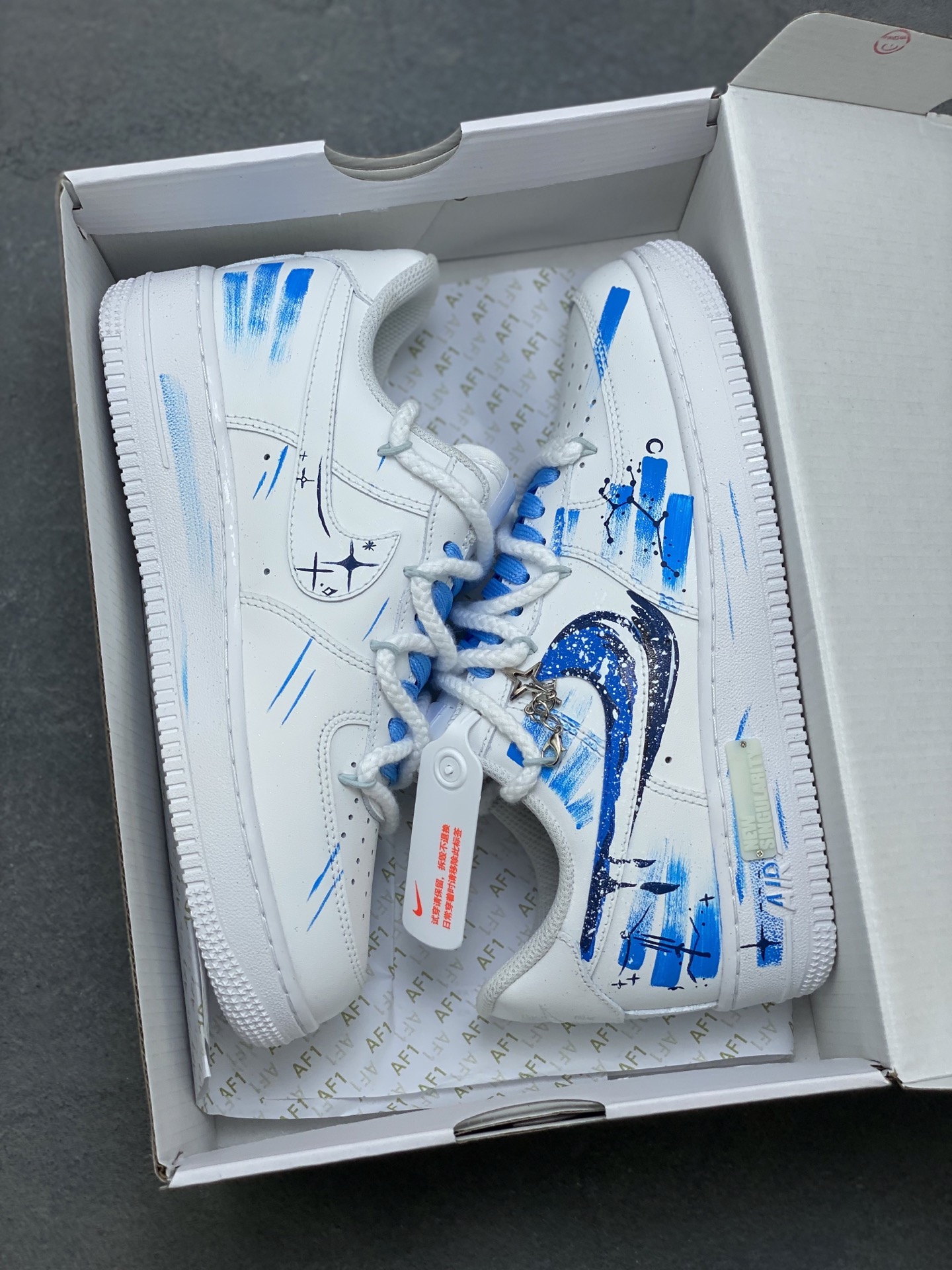 Nike Air Force 1 '07 Low White/Blue Custom Sneakers Limited Edition 10 i1759858224728 8095 0 8