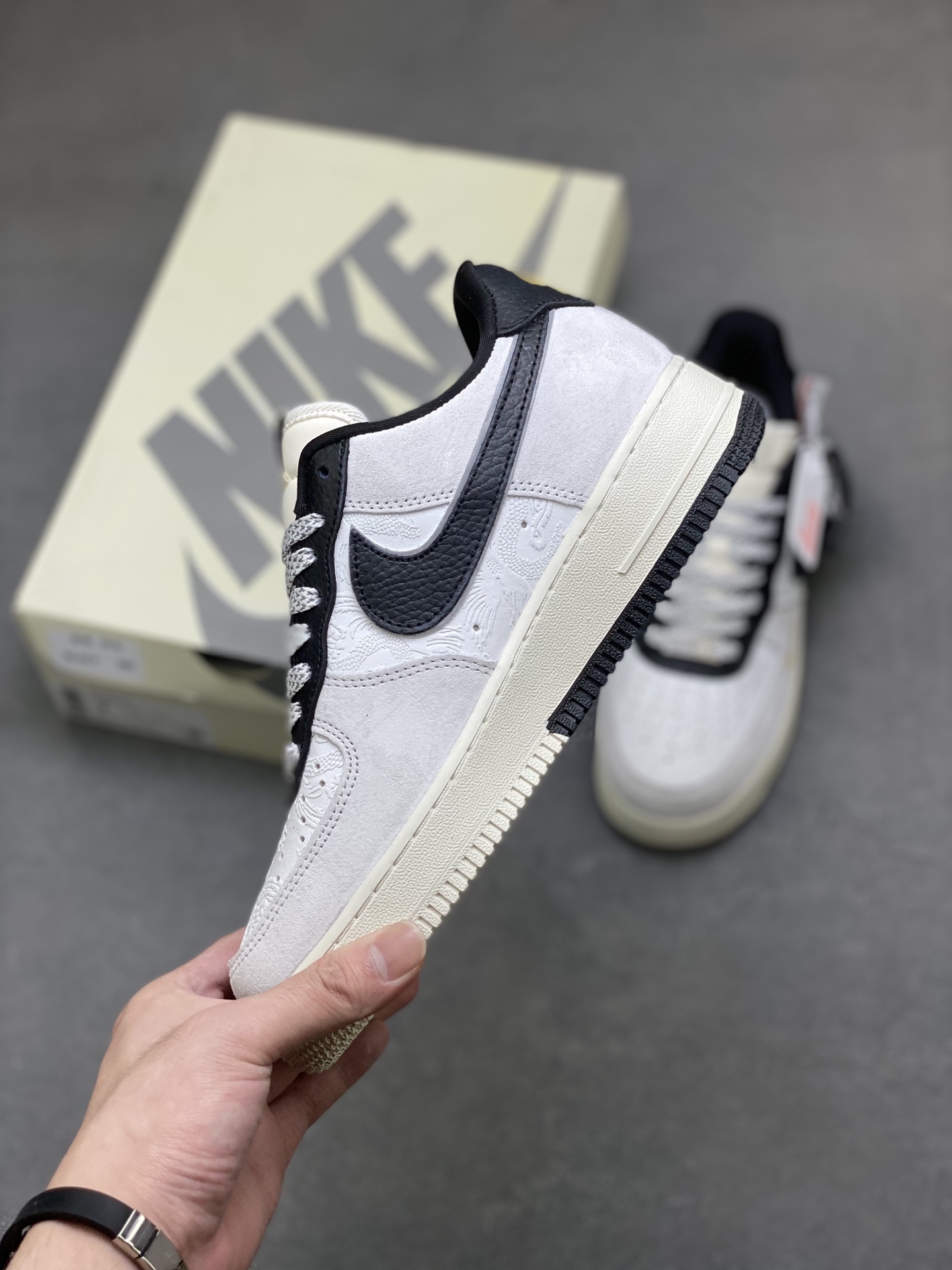 Nike Air Force 1 '07 Low Stüssy Fossil Stone Sneakers Limited Edition 4 i1759858466178 2426 0 2