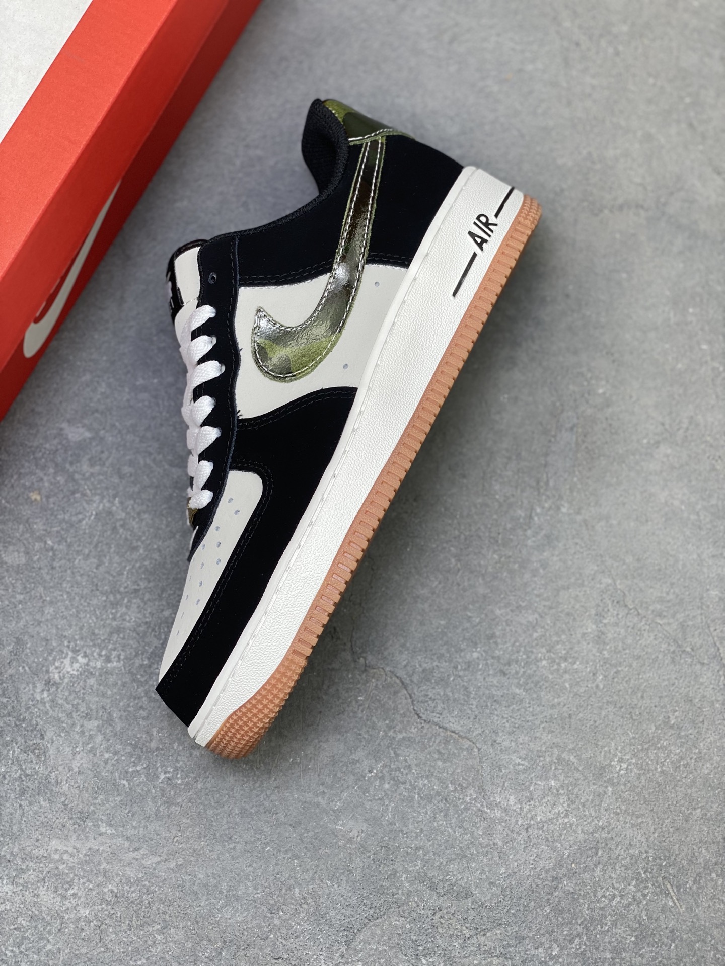 Nike Air Force 1 '07 Low Black/Light Bone - Premium Comfort & Style 7 i1759858519743 3469 0 6