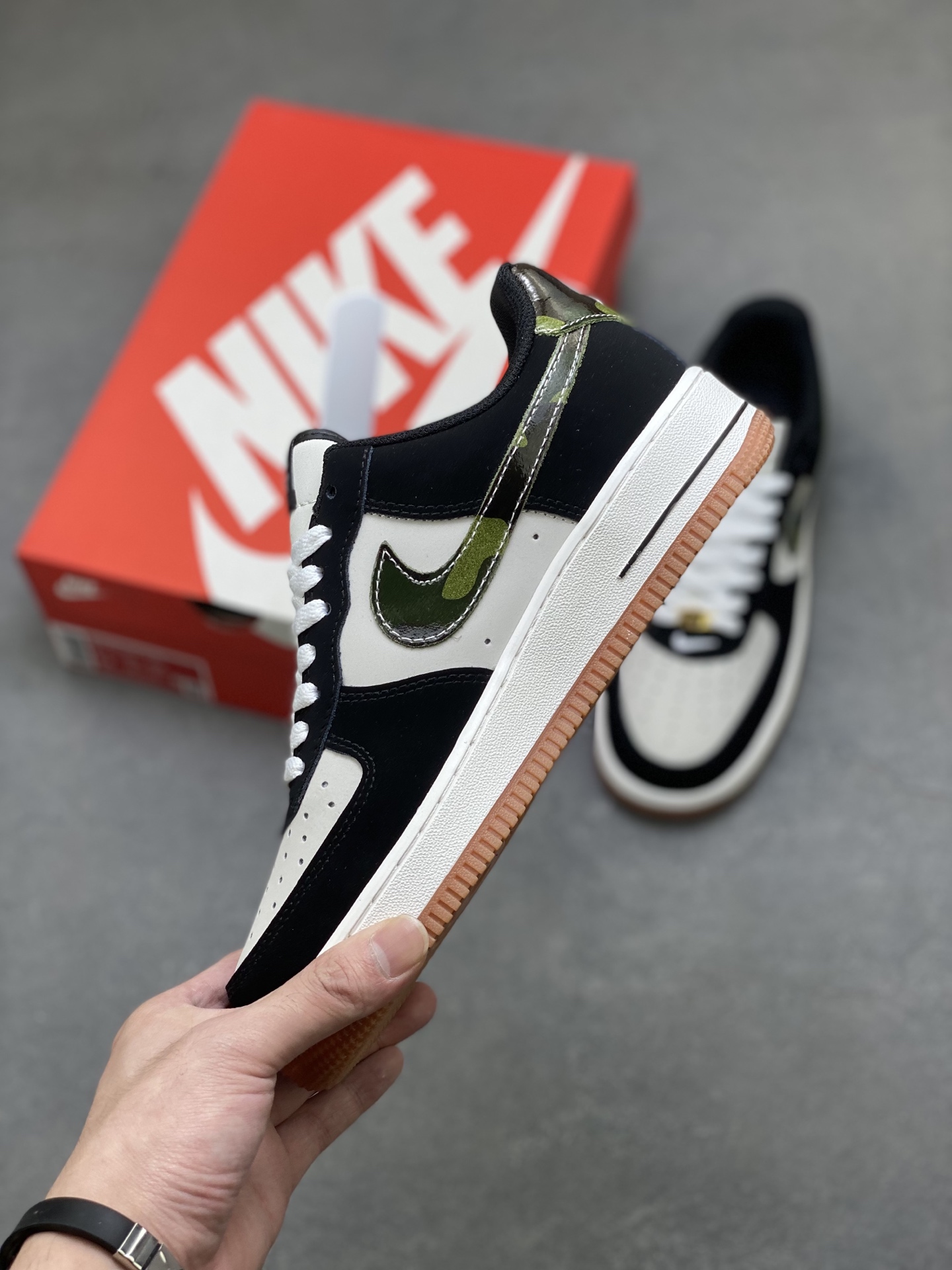 Nike Air Force 1 '07 Low Black/Light Bone - Premium Comfort & Style 3 i1759858521031 8926 0 2