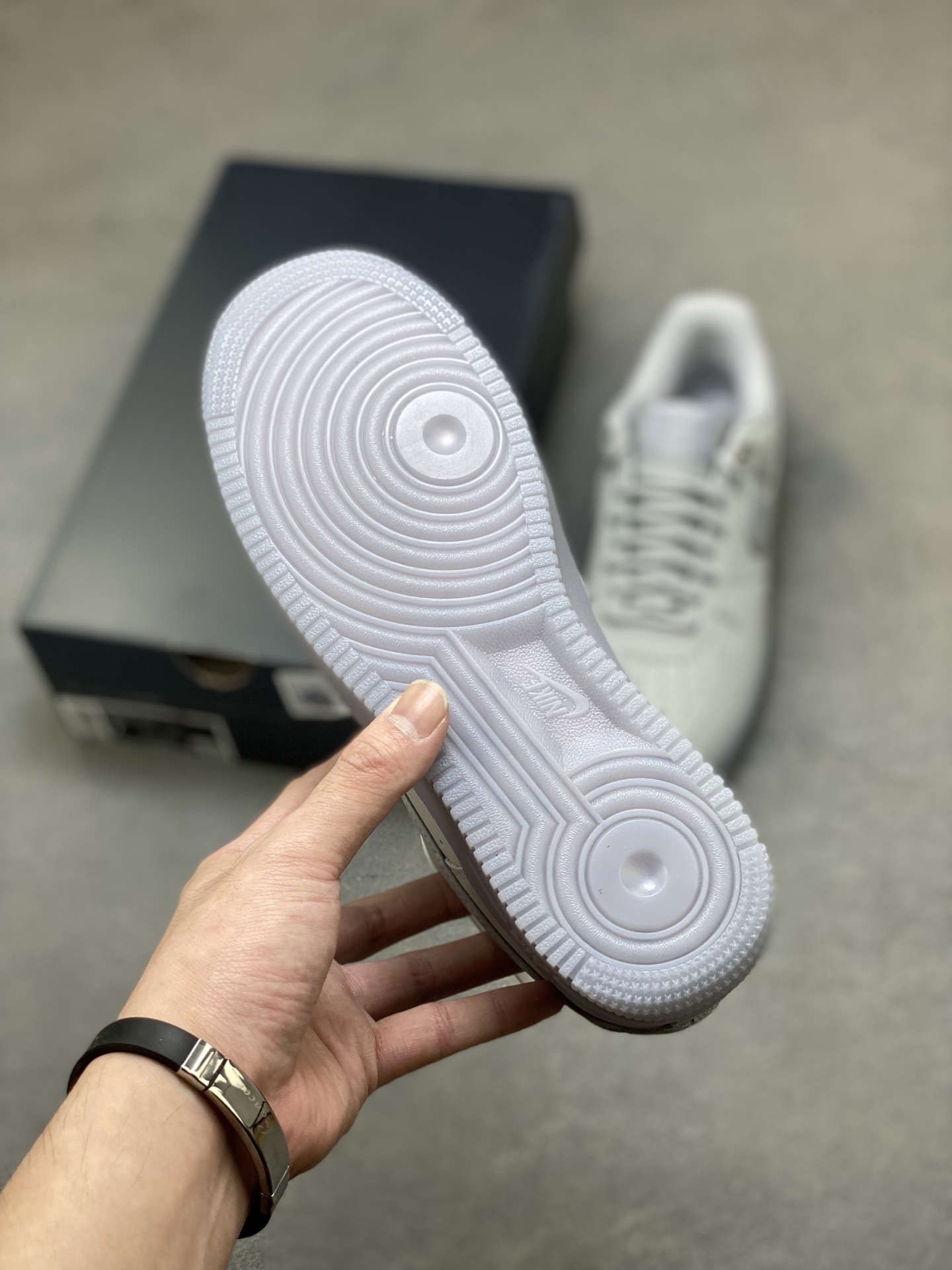 Nike Air Force 1 '07 Low Grey Casual Sneaker CJ9179-002 Limited Edition 7 i1759858704086 4338 0 5