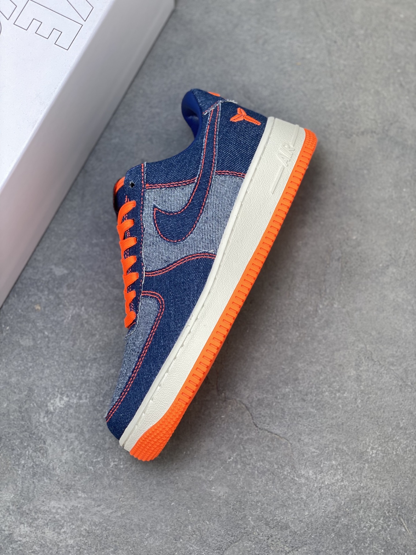 Nike Air Force 1 '07 Low Denim Sneakers - Limited Edition 8 i1759858761589 5305 0 6