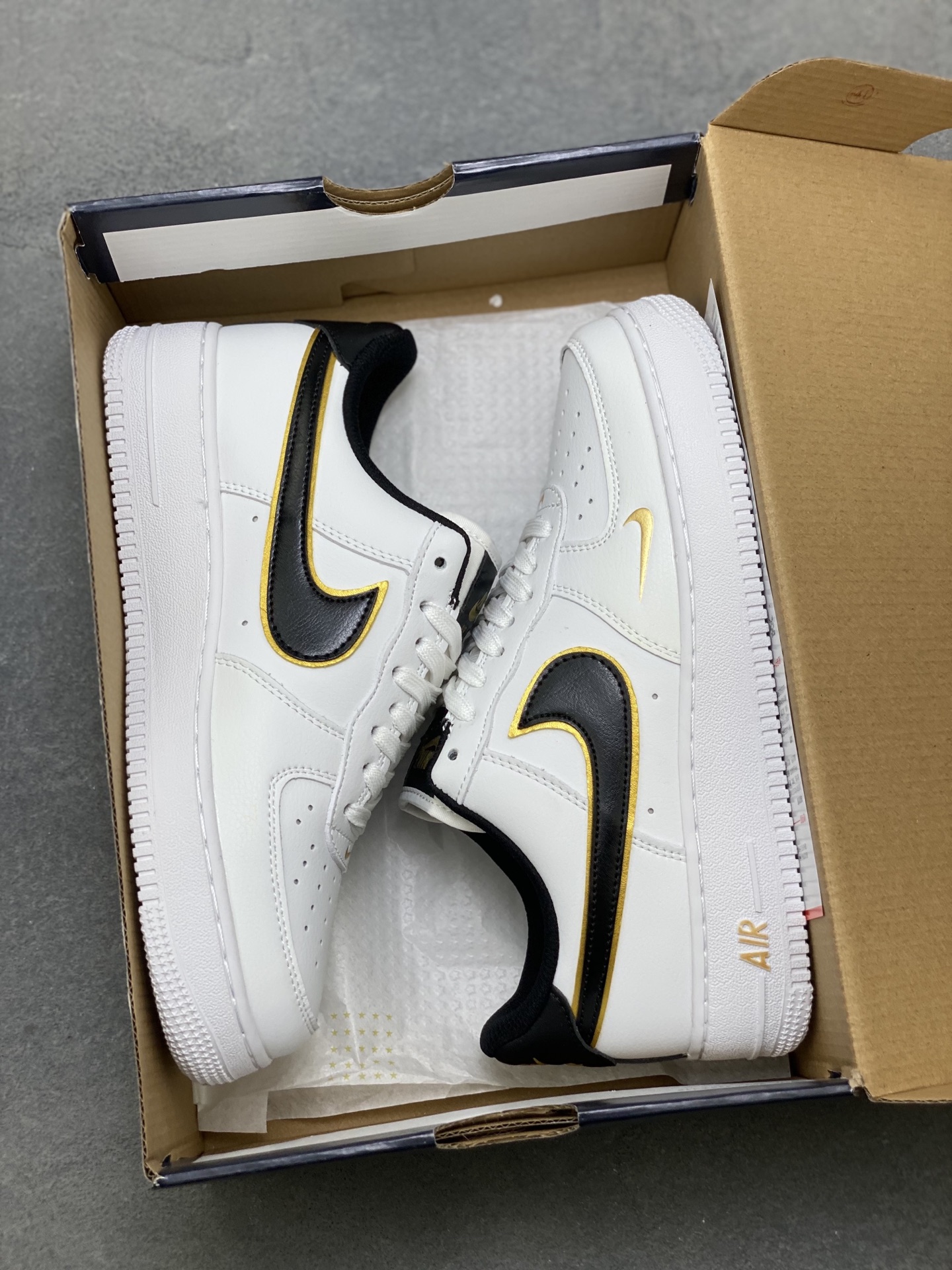 Nike Air Force 1 Low White Black Gold Honeycomb Cushioning DA8481-100 10 i1759858829749 6304 0 8