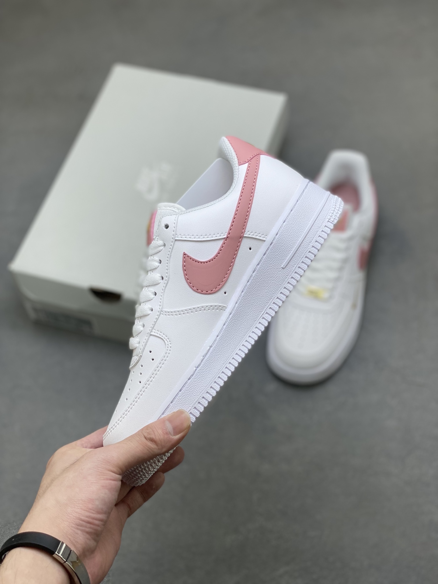 Nike Air Force 1 Low White/Pink/Gold Women's Shoe CZ0270-103 4 i1759859020581 8209 0 2
