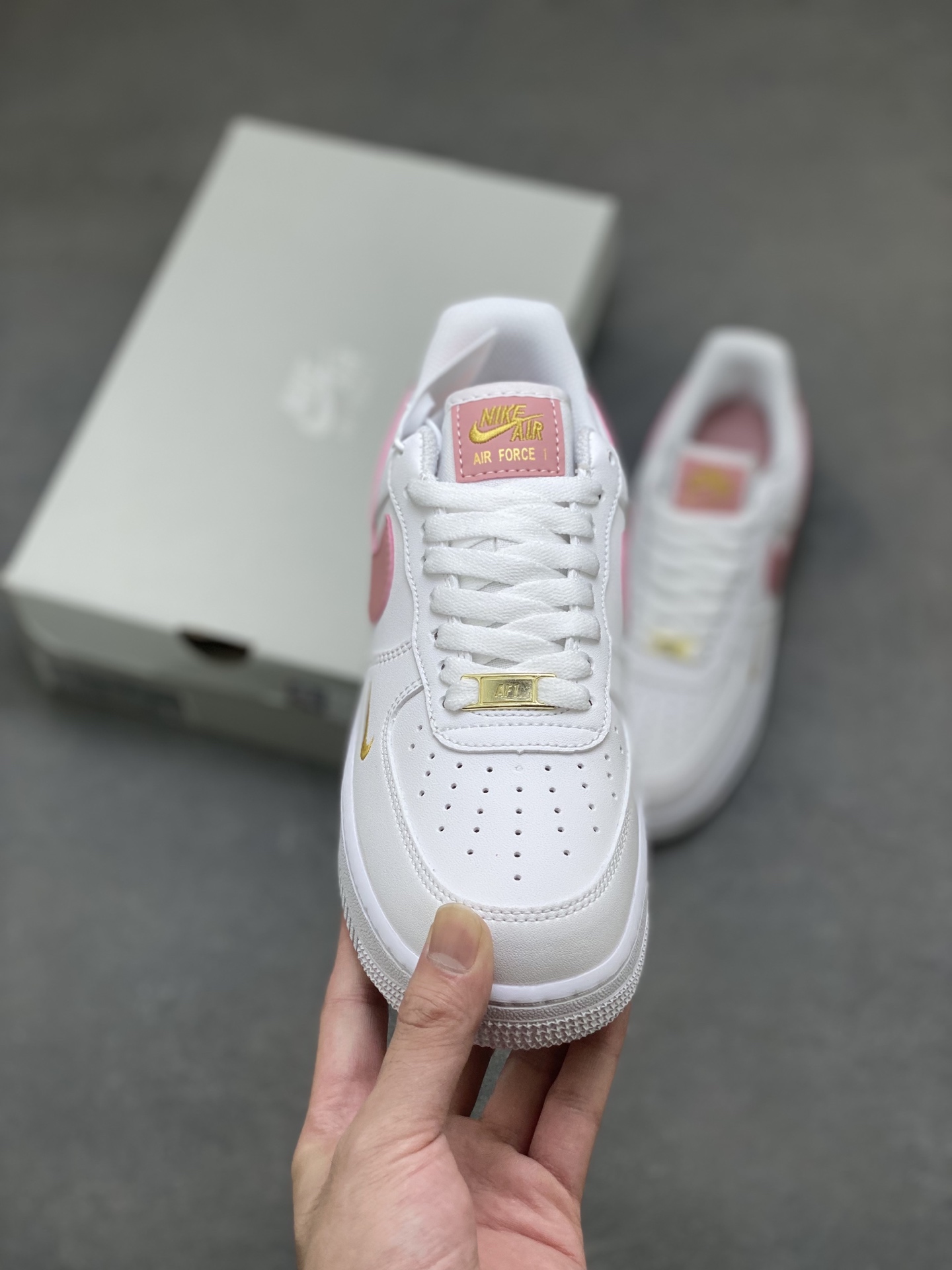 Nike Air Force 1 Low White/Pink/Gold Women's Shoe CZ0270-103 3 i1759859030809 3486 0 1