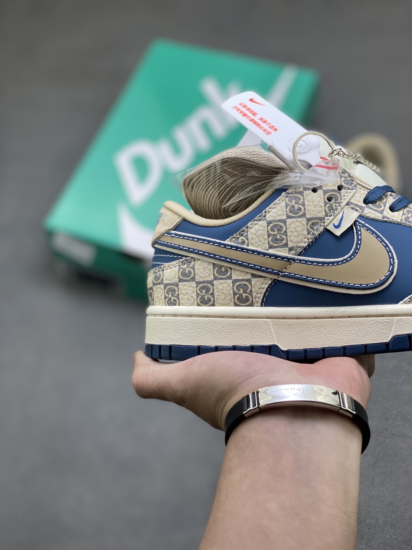 Nike SB Dunk Low Anniversary Custom Casual Sneakers - Limited Edition 5 i1759859378267 8520 0 4