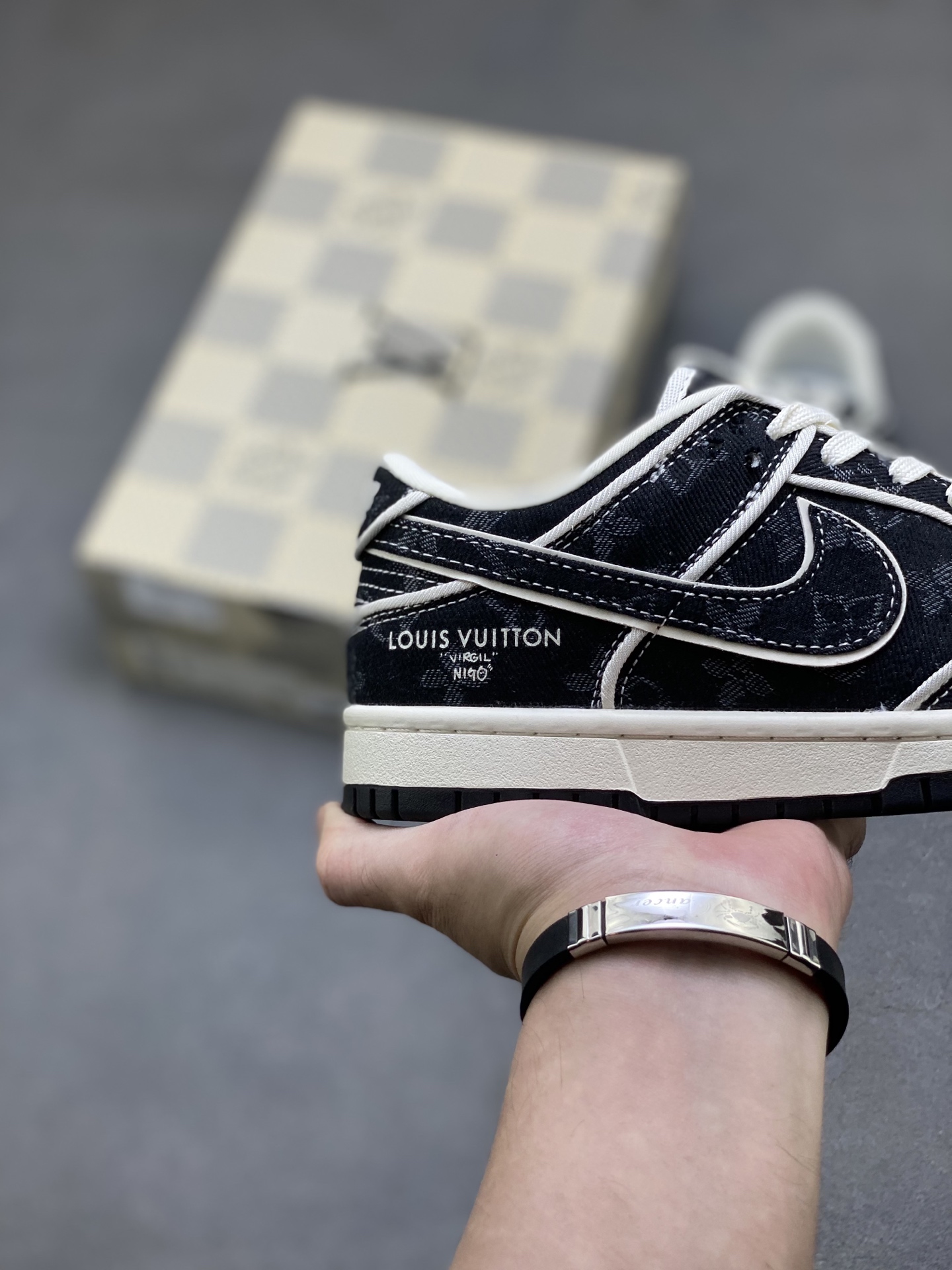 Nike SB Dunk Low Louis Vuitton Custom Sneakers - Premium Quality & Design 5 i1759859435352 9459 0 4