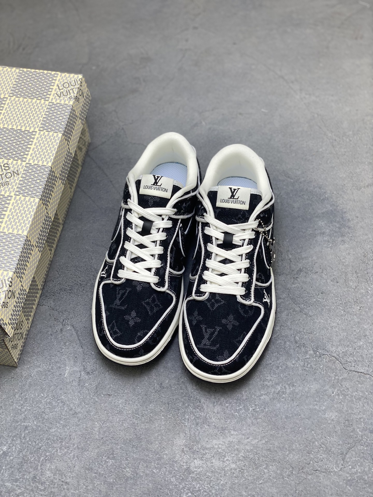 Nike SB Dunk Low Louis Vuitton Custom Sneakers - Premium Quality & Design 8 i1759859443637 3741 0 7